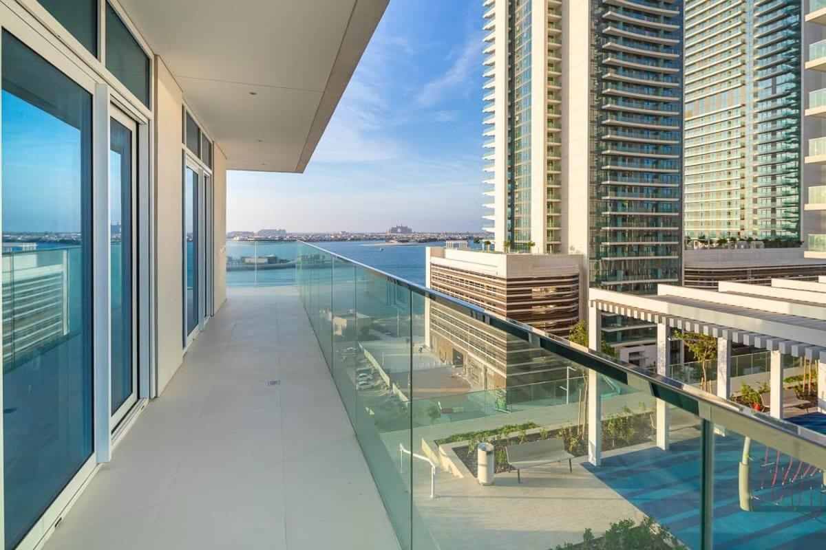 Frank Porter - Sunrise Bay At Emaar Beachfront Apartment *