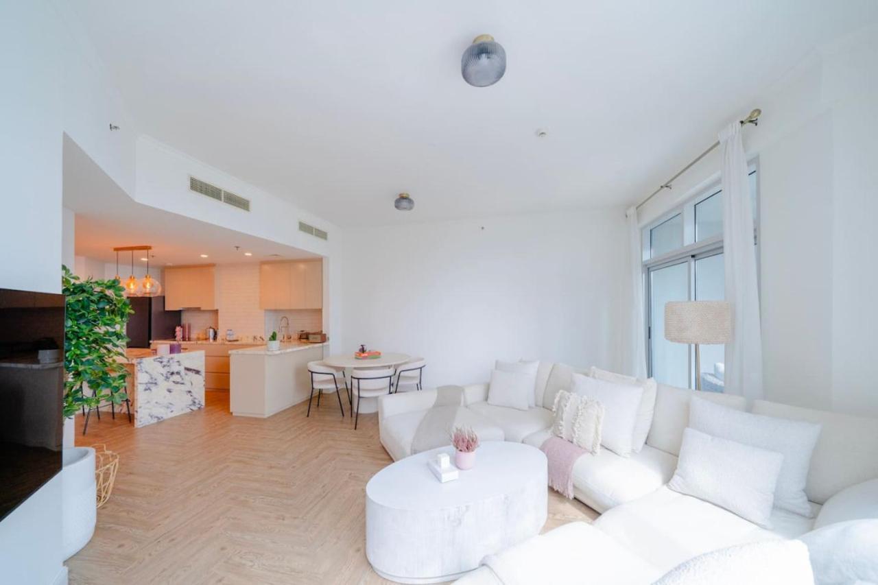 Modern & Bright 1 Bedroom Marina * Dubaï