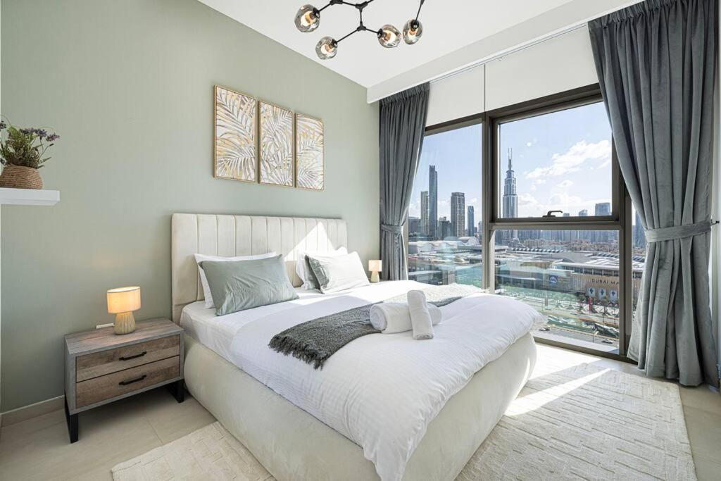 Downtown - Burj Khalifa Facing - 2 Bed Luxe * Dubaï