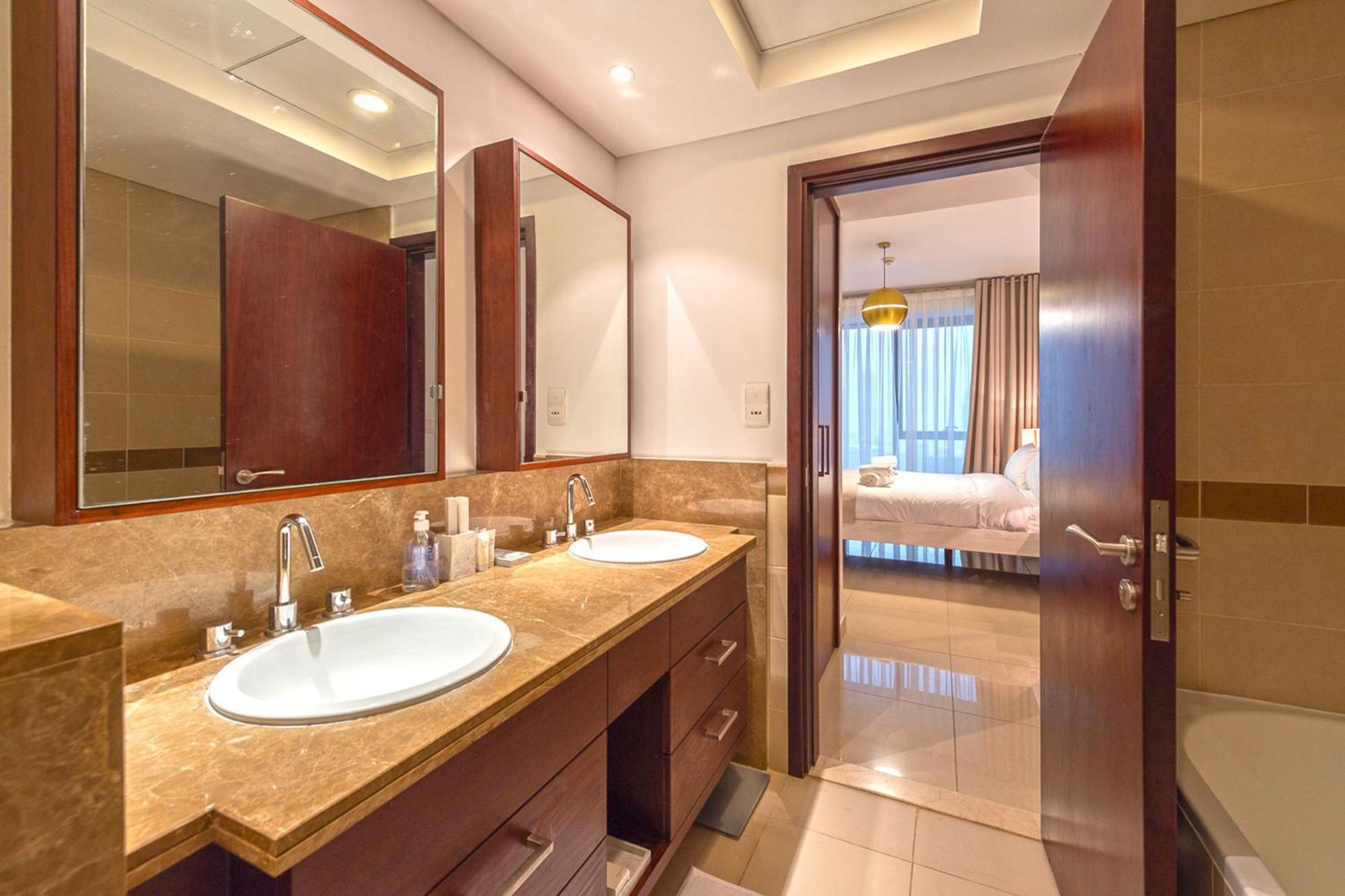 Spectacular Burj Khalifa View 2br 29 Boulevard Tower 2 * Dubái