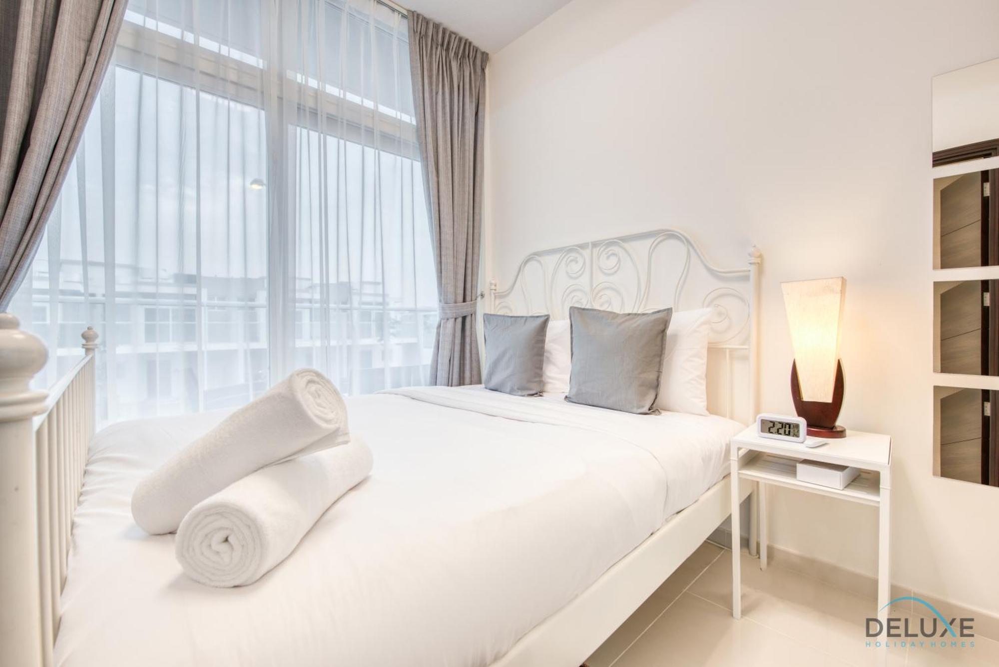 Tranquil 3br Townhouse At Albizia Damac Hills 2 By Deluxe Homes