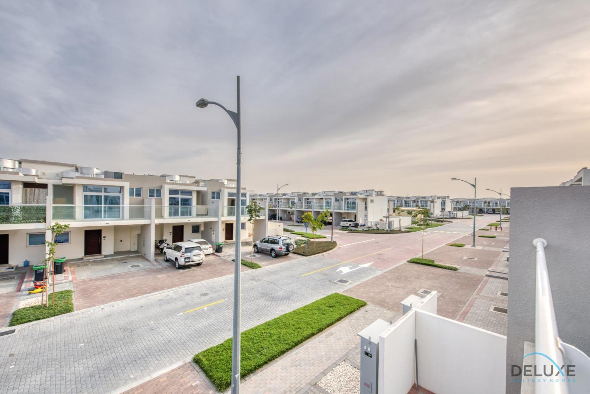 Appartement Tranquil 3br Townhouse At Albizia Damac Hills 2 By Deluxe Homes *
