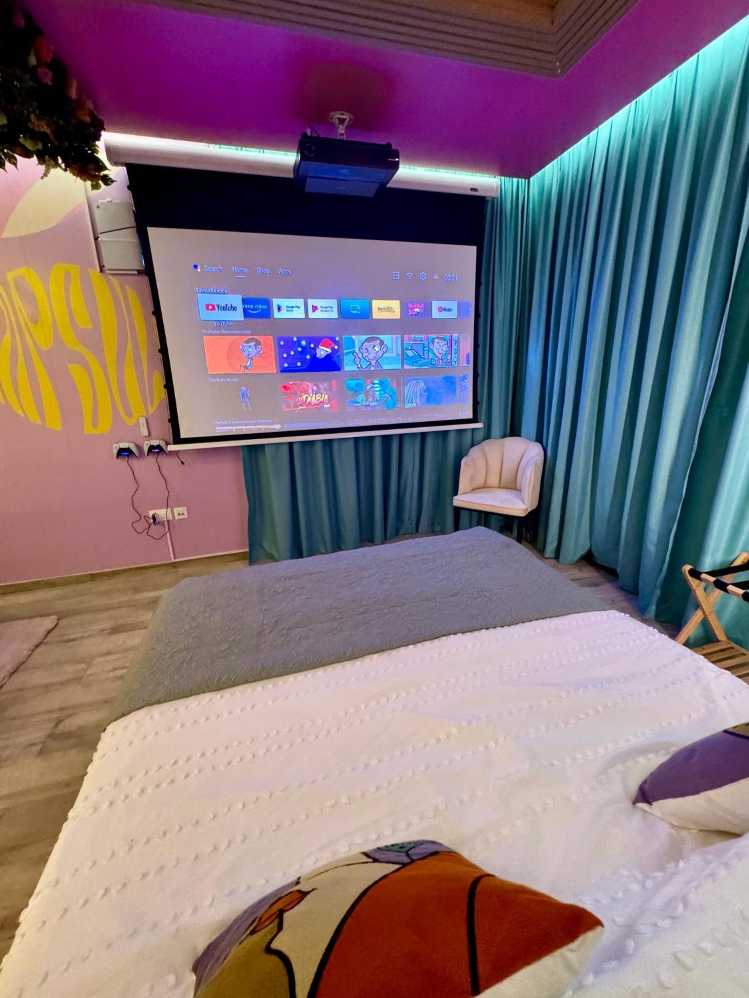 Apartamento Capsule Flora Business Bay View Burj Khalifa-pool Table-game Arcade-projector-playstation 5 *