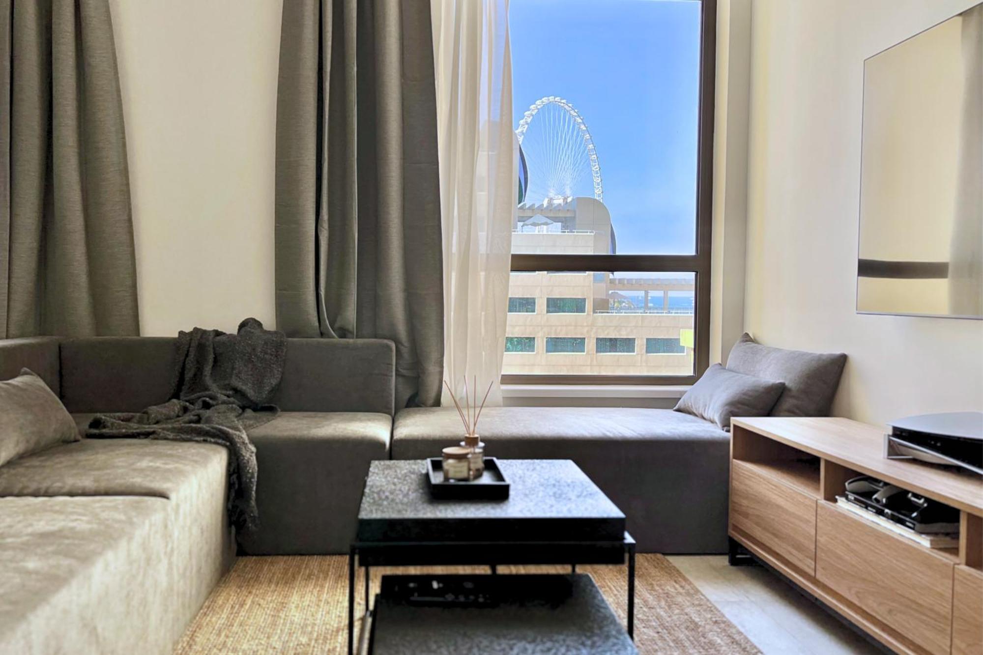 Favdubai Presents 2br In The Heart Of Jbr And Marina 150 M To Jbr With Famous Ain View The Biggest Ferris Wheel In The World Swimming Pool Access, Air-conditioned Gym, Free Parking & Housekeeping