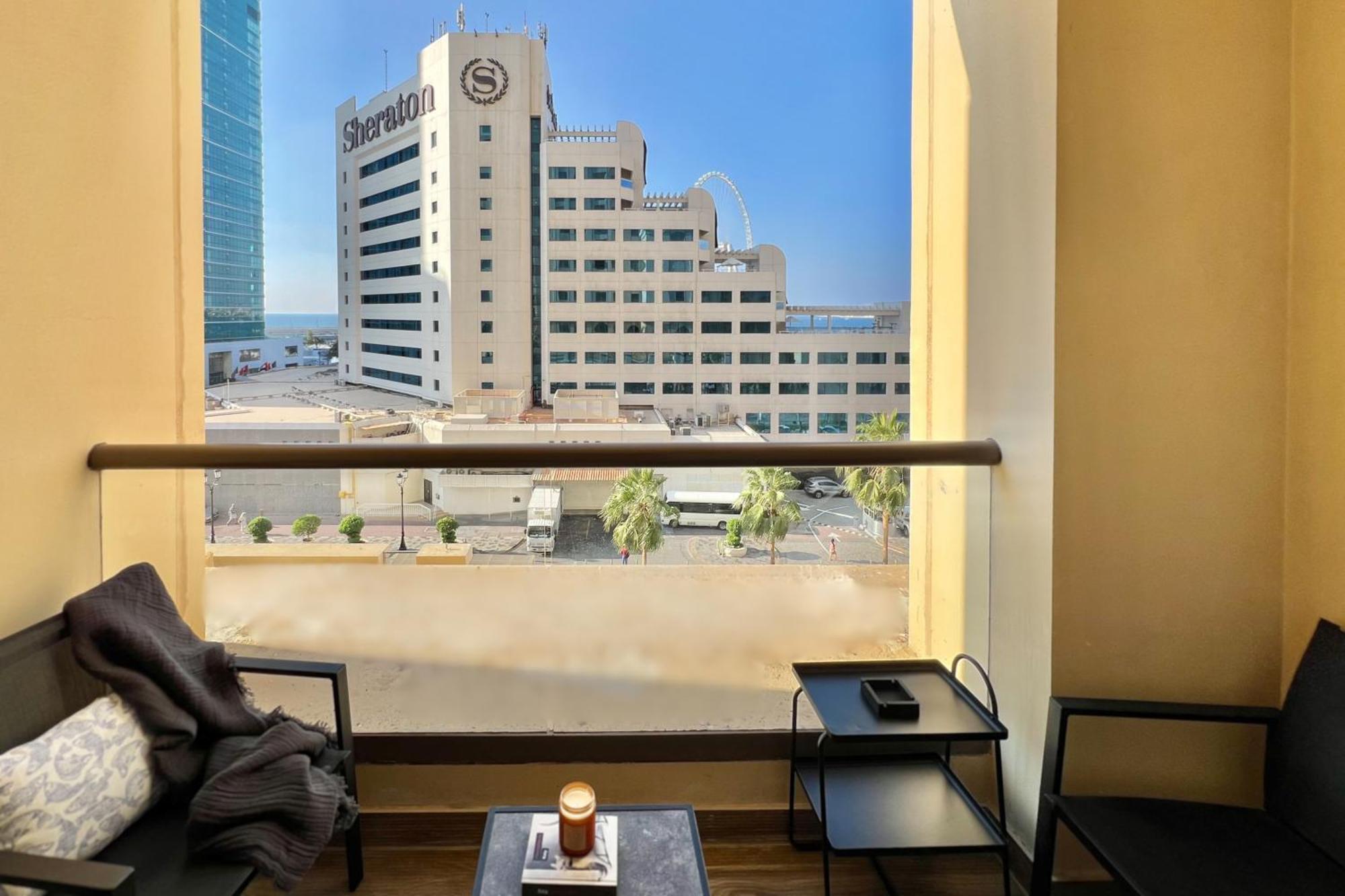 Favdubai Presents 2br In The Heart Of Jbr And Marina 150 M To Jbr With Famous Ain View The Biggest Ferris Wheel In The World Swimming Pool Access, Air-conditioned Gym, Free Parking & Housekeeping Appartement Dubaï
