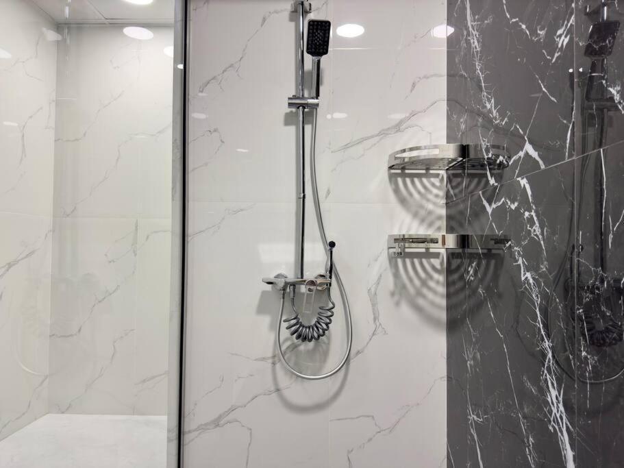 Appartement Stylish 3bdr In Rimal 2 Jbr