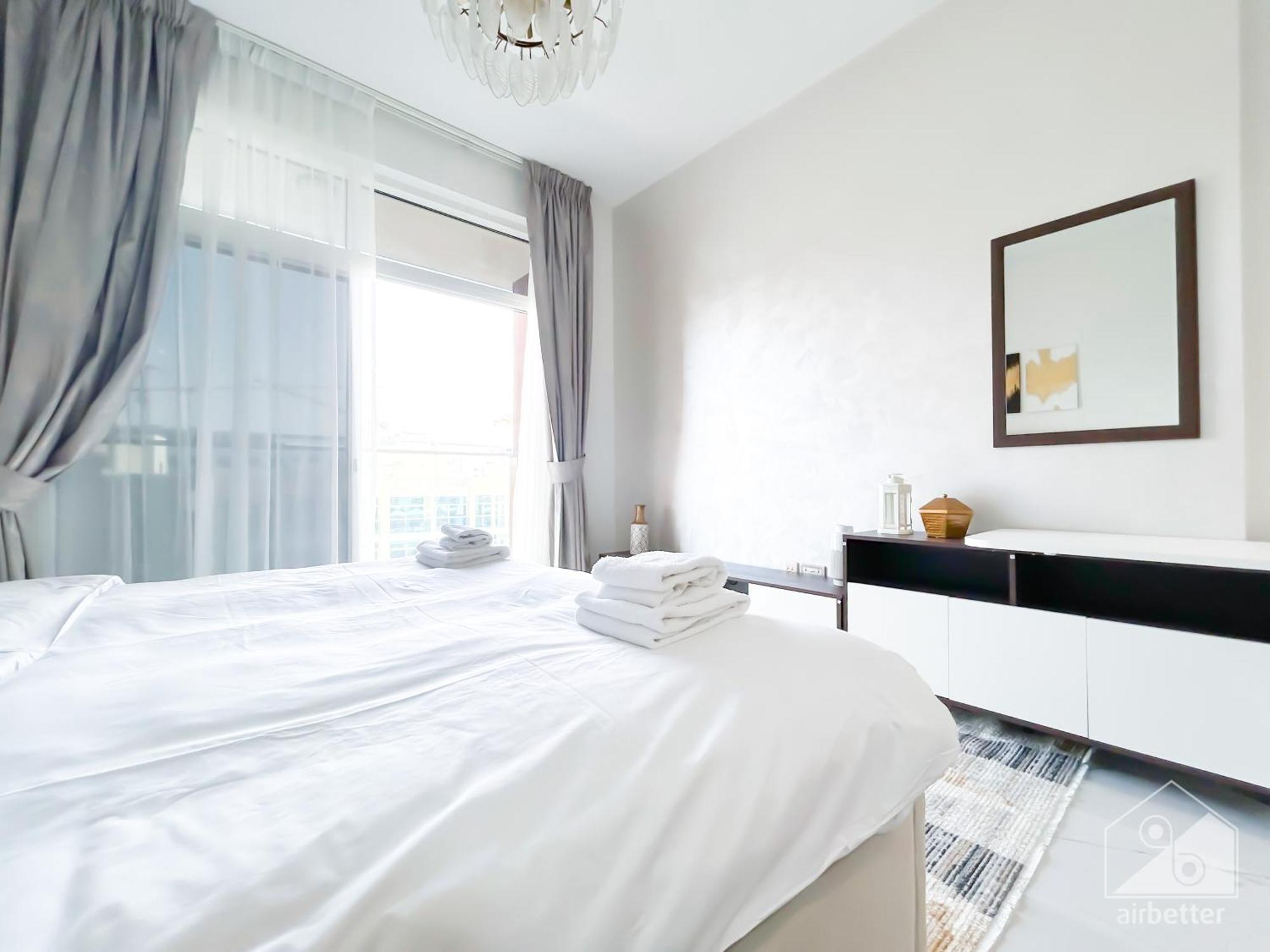 Stunning With Balcony In Arjan Appartement *