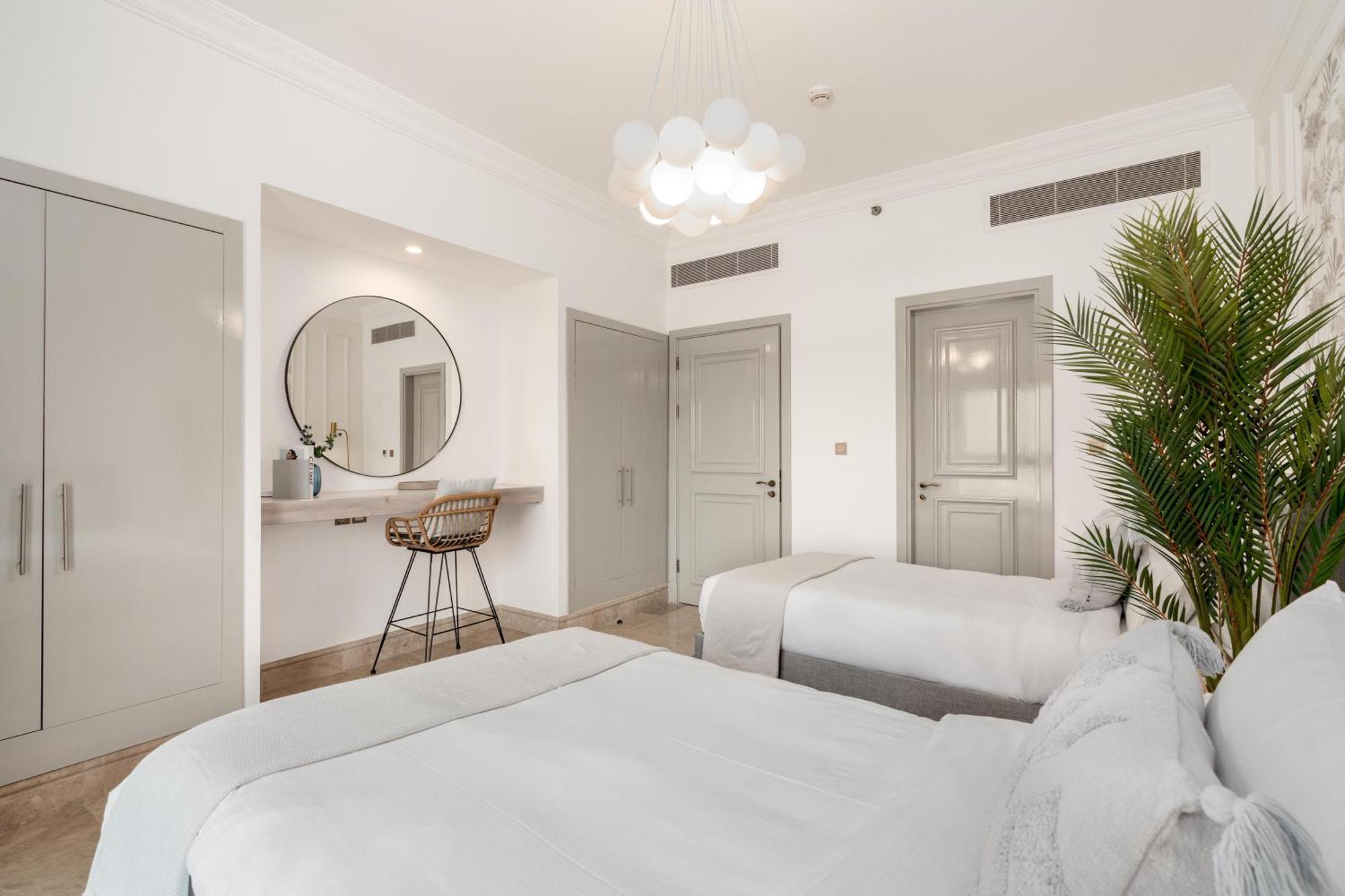 Apartment Ultimate / Fairmont Residences The Palm / Designer Luxury / Direct Access / Big Terrace / 3 En-suite Bedrooms *