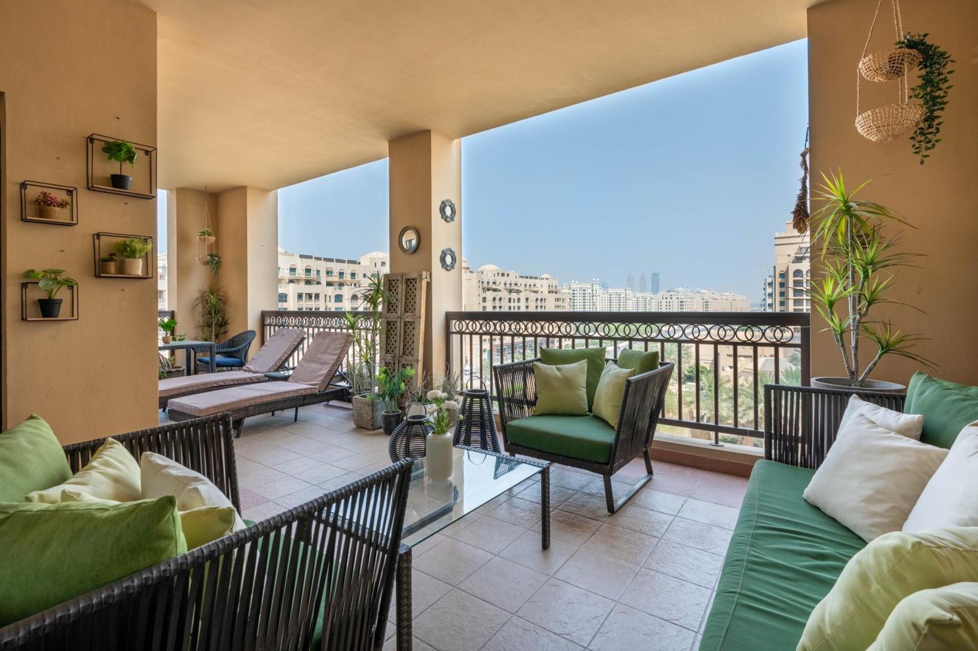 Ultimate / Fairmont Residences The Palm / Designer Luxury / Direct Access / Big Terrace / 3 En-suite Bedrooms Dubai