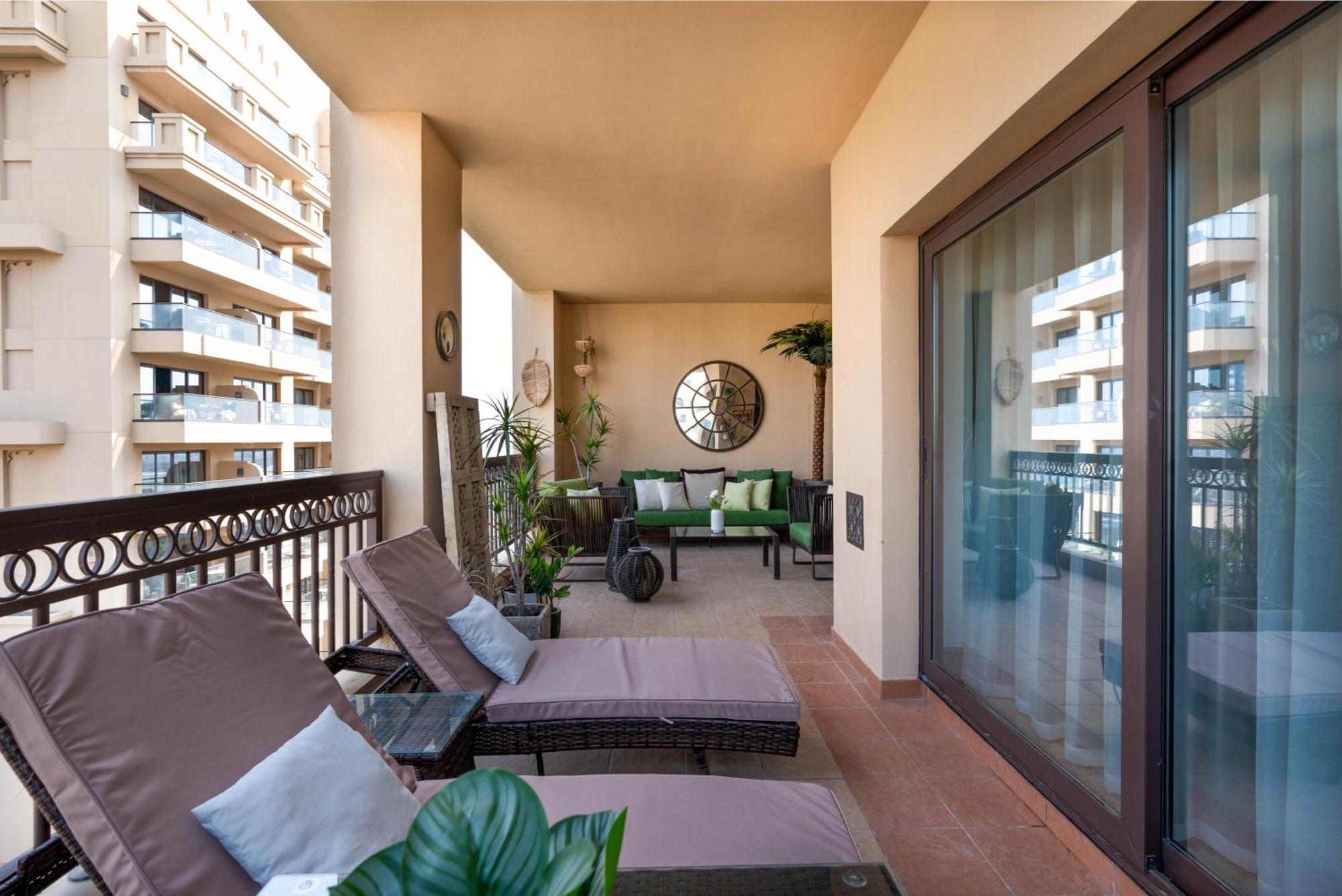 Ultimate / Fairmont Residences The Palm / Designer Luxury / Direct Access / Big Terrace / 3 En-suite Bedrooms *