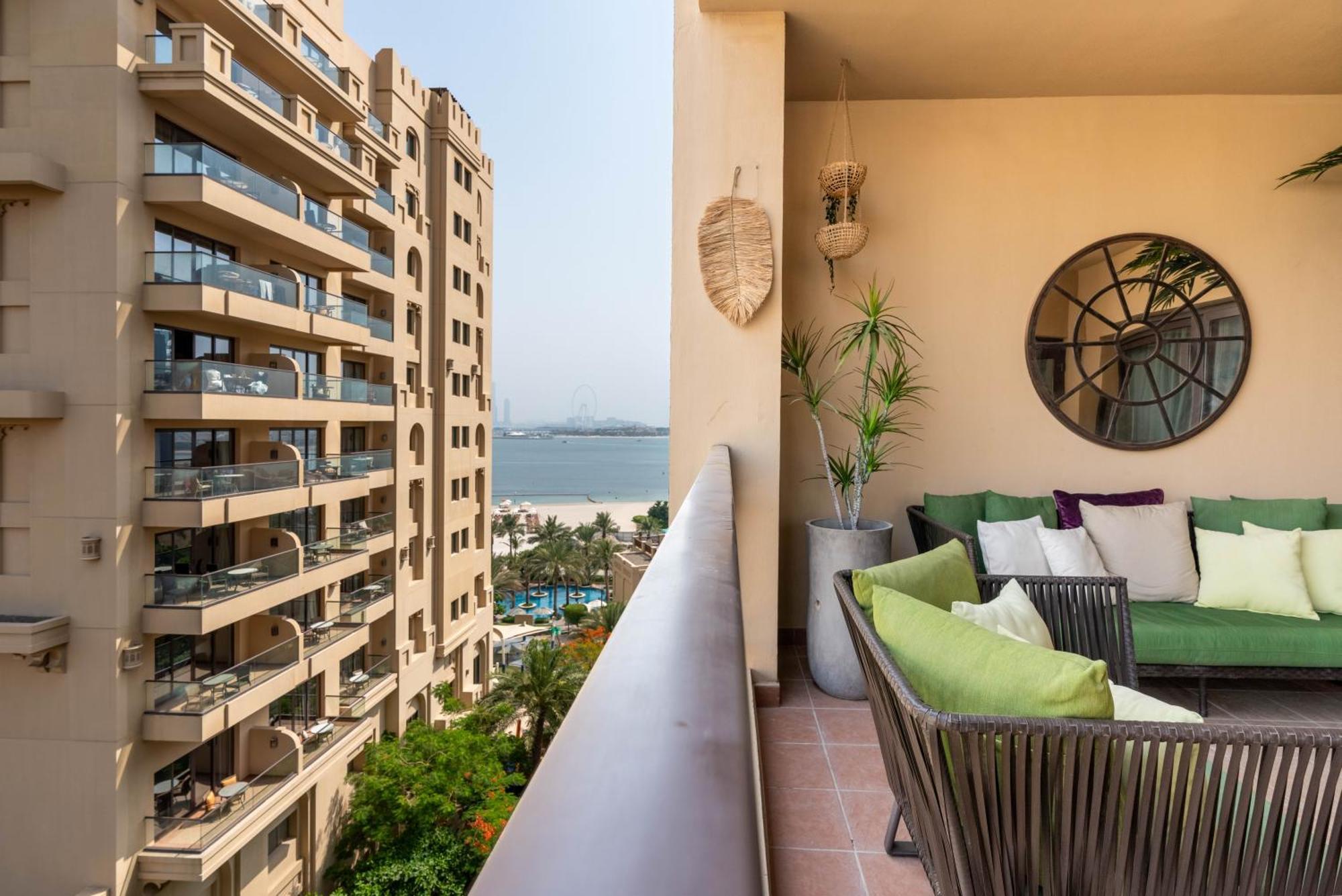 Ultimate / Fairmont Residences The Palm / Designer Luxury / Direct Access / Big Terrace / 3 En-suite Bedrooms Apartment Dubai