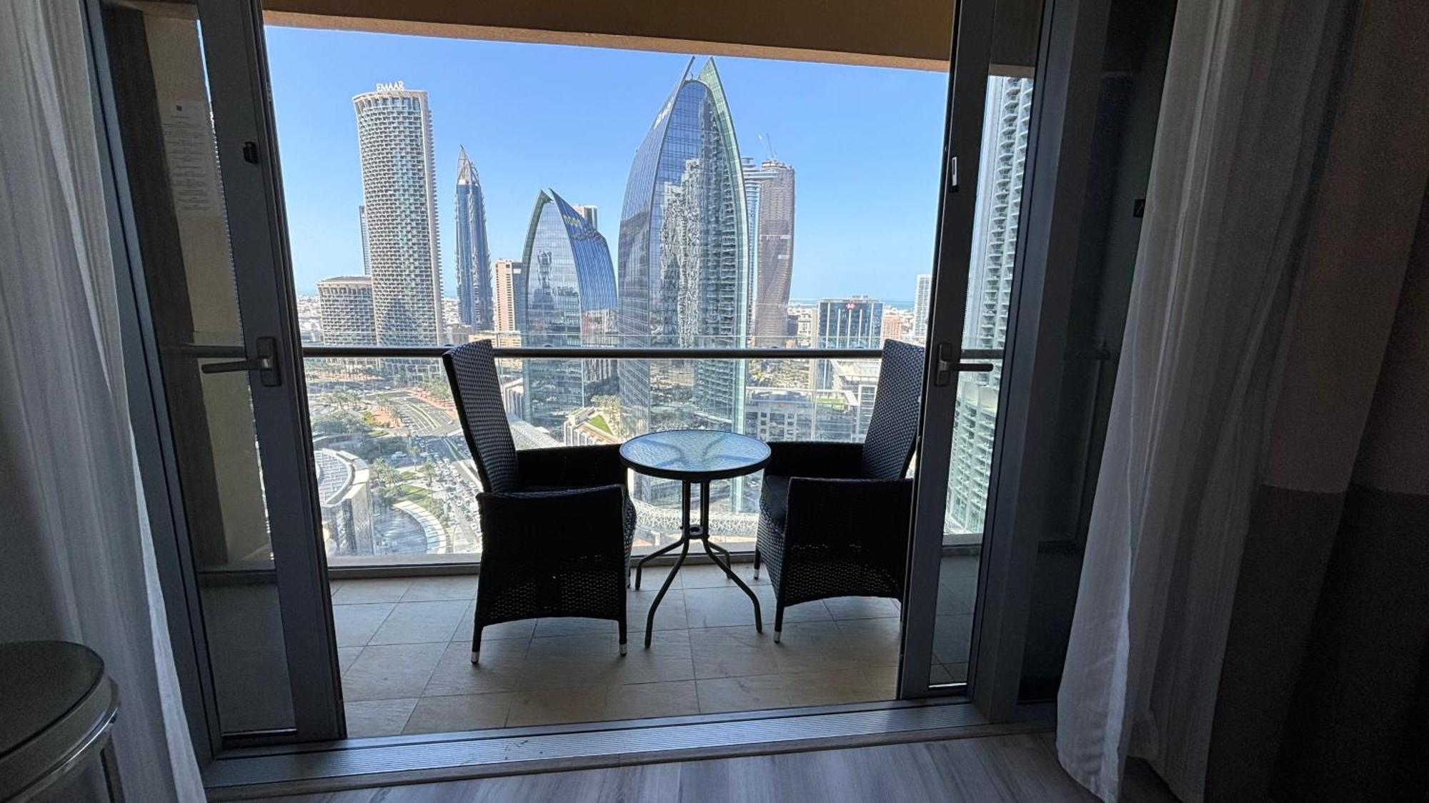 Emaar Residences Fashion Avenue - Formerly Address Mall - Stunning Apartahotel