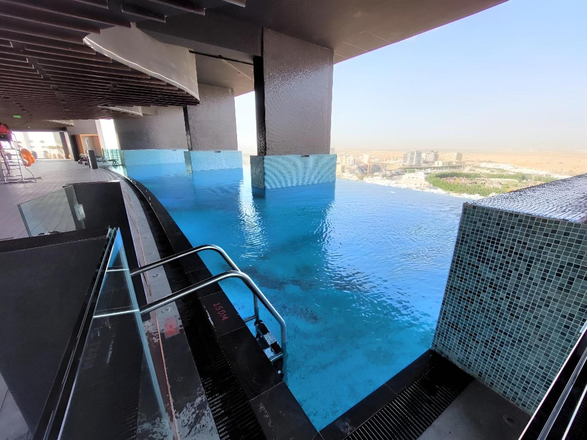 Spacious, Economical Near Miralcz Garden * Dubai