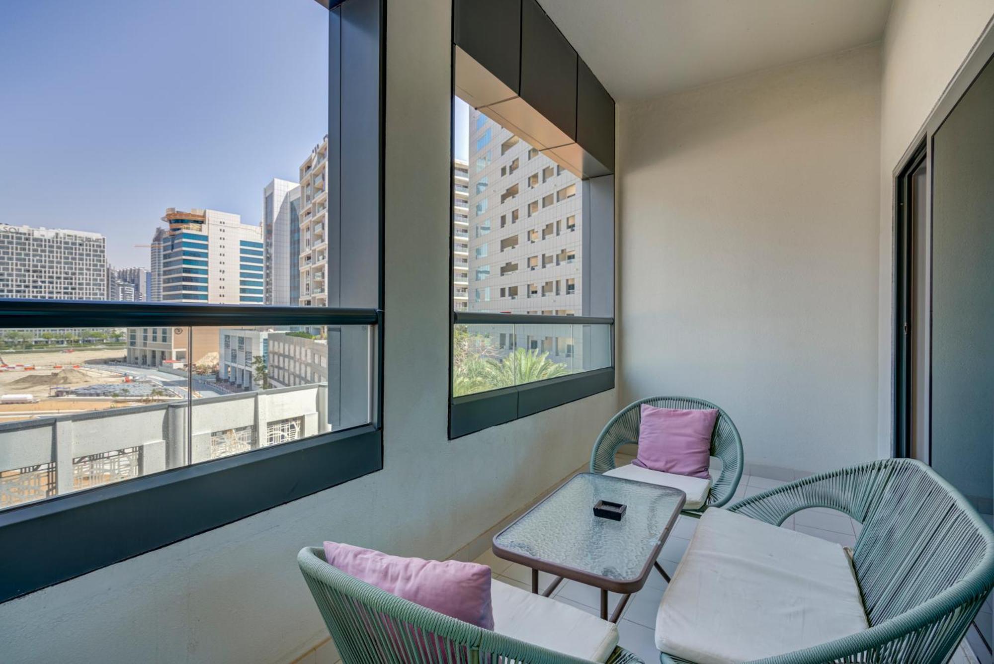 Trophy 2br Starlight Spaces W Free Valet Parking *