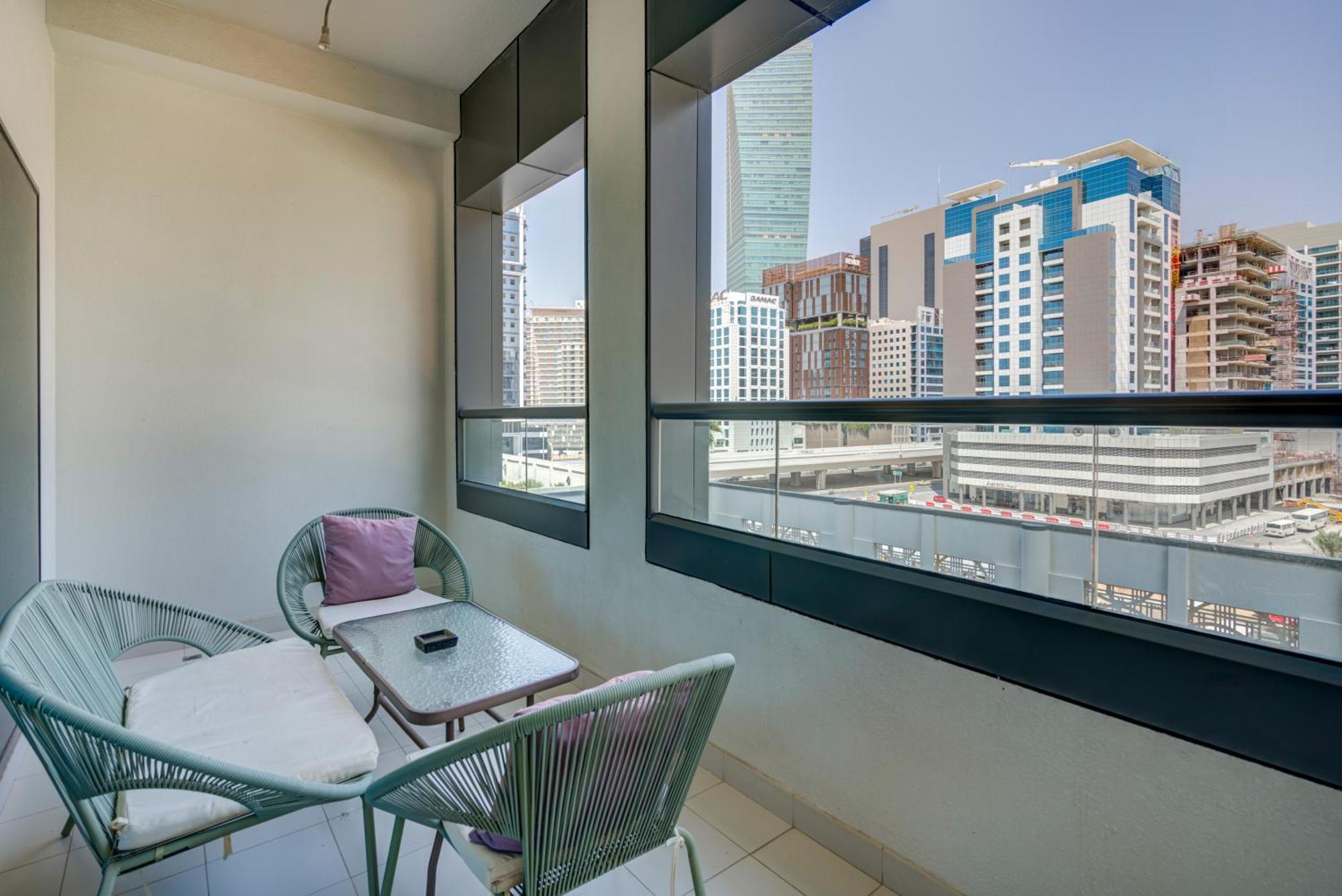 Trophy 2br Starlight Spaces W Free Valet Parking Appartement *