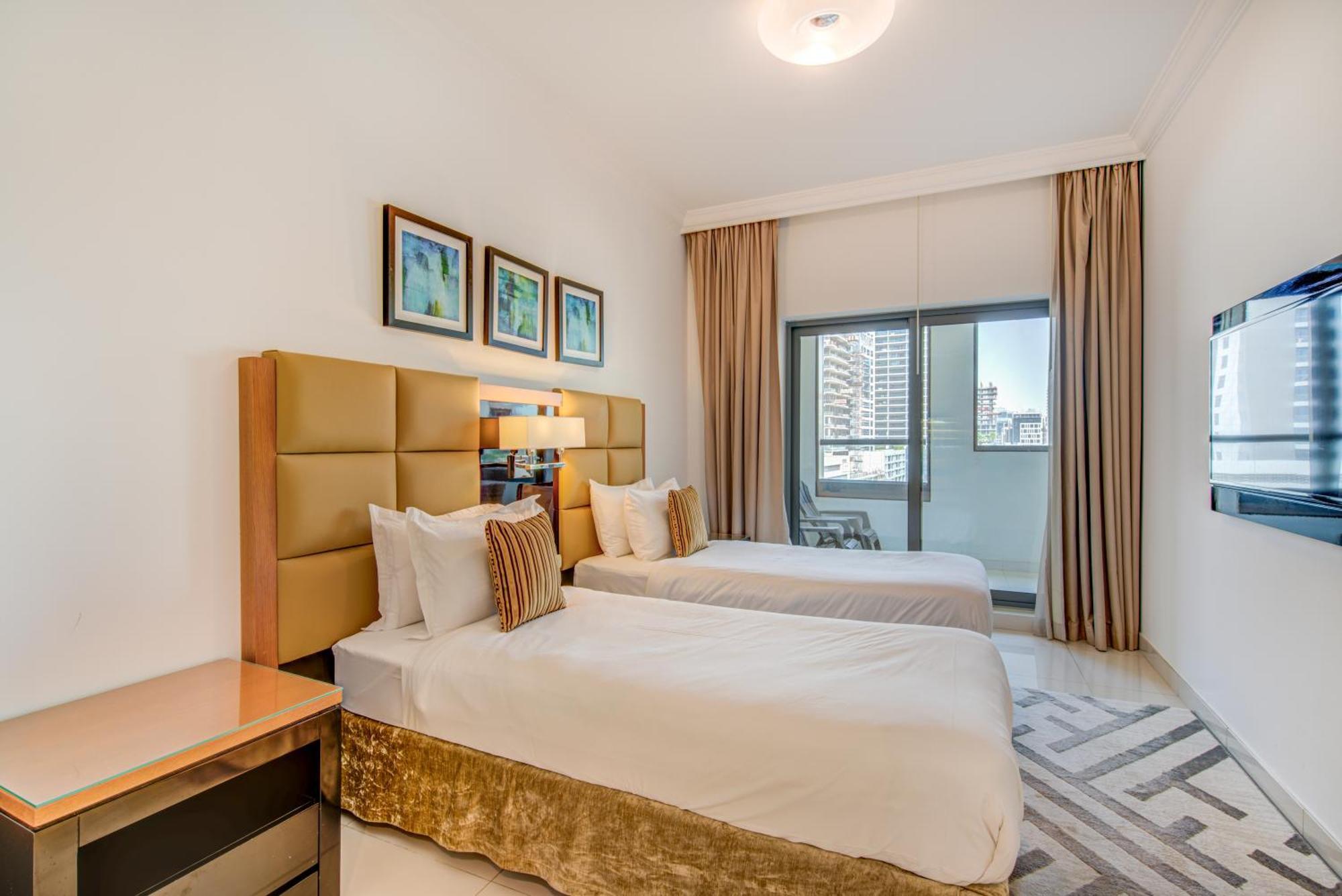 Trophy 2br Starlight Spaces W Free Valet Parking *