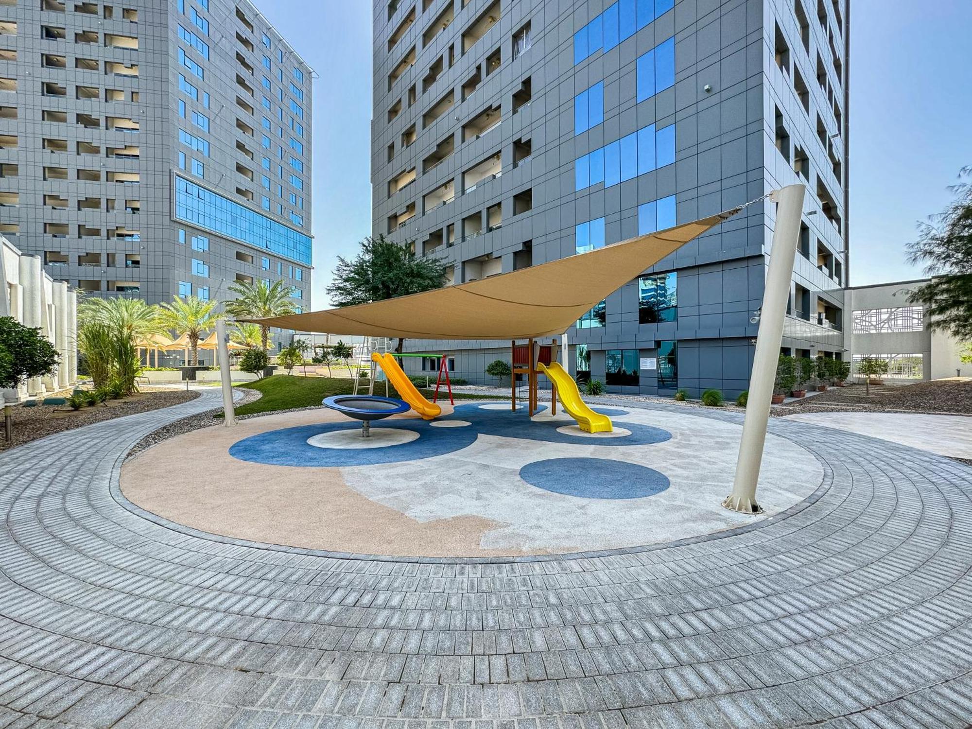 Trophy 2br Starlight Spaces W Free Valet Parking Dubaï