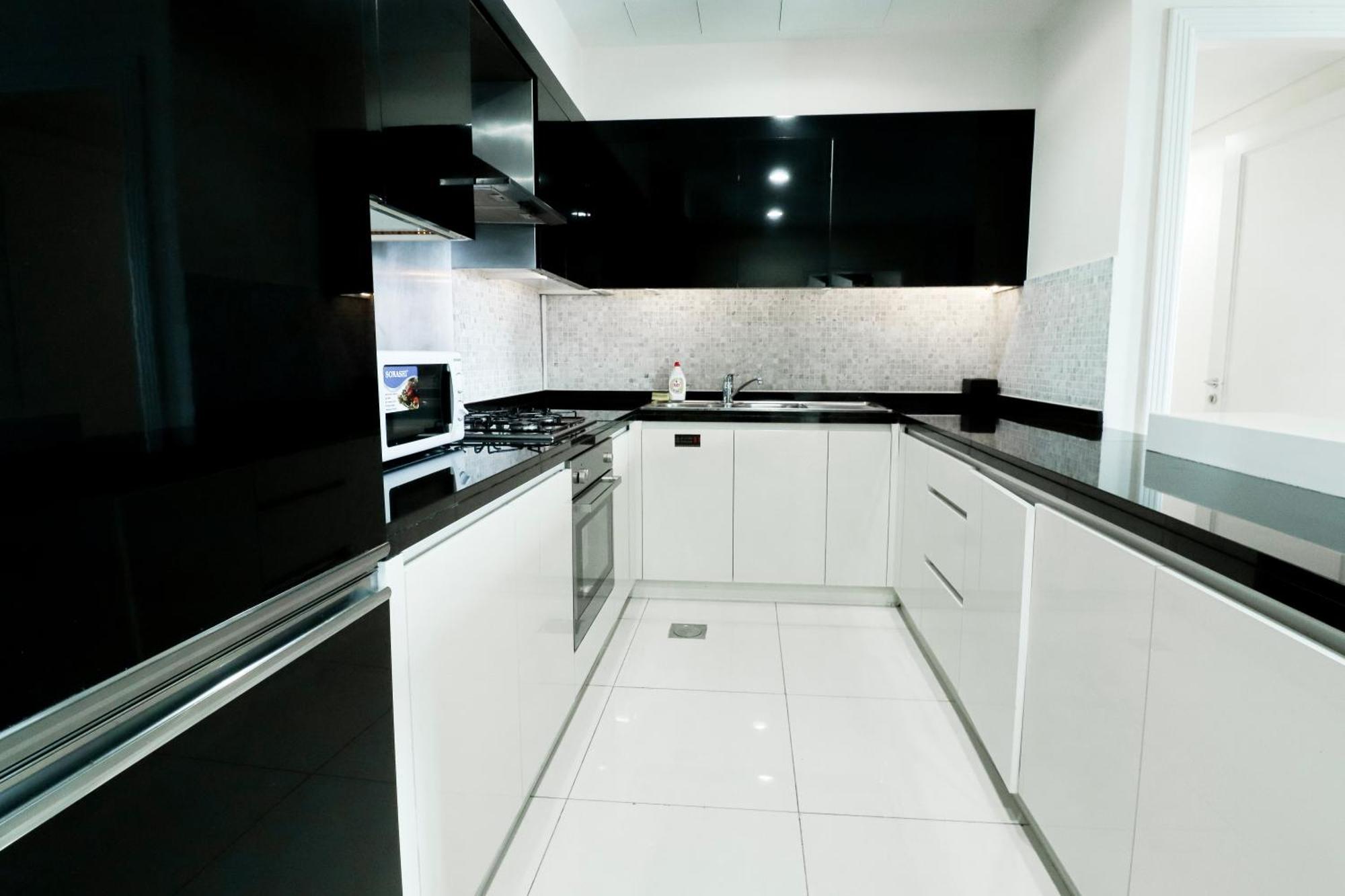 Three Bedroom Near Mall Street Downtown - Ezytrac Apartamento