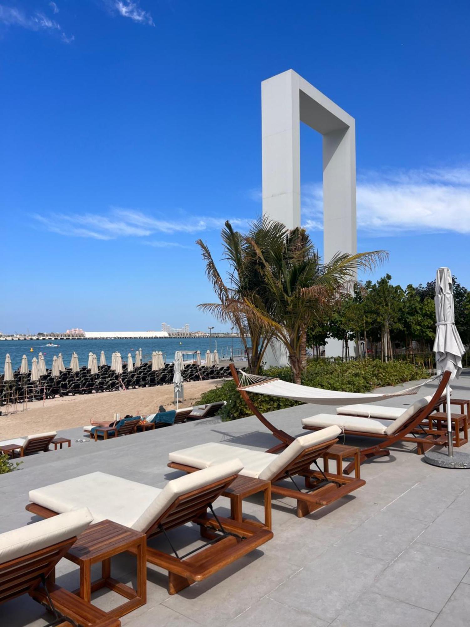 Apartament Luxury Beachfront Escape In La Vie Jbr Dubai