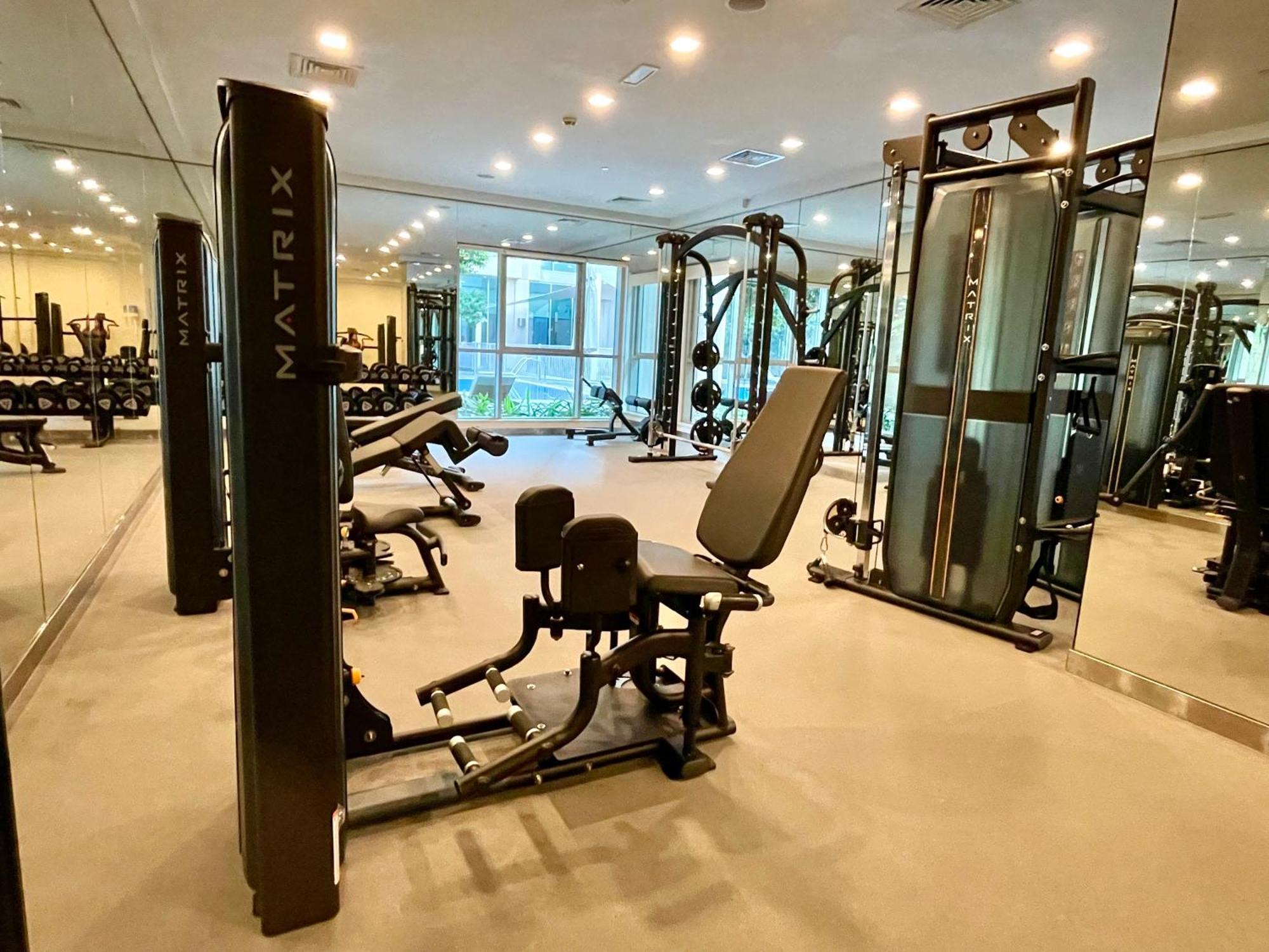 Cosy & Spacious 2 Bedroom L Magical Boulevard View L By Burj & Mall I Pool I Gym I Family Friendly Apartamento *