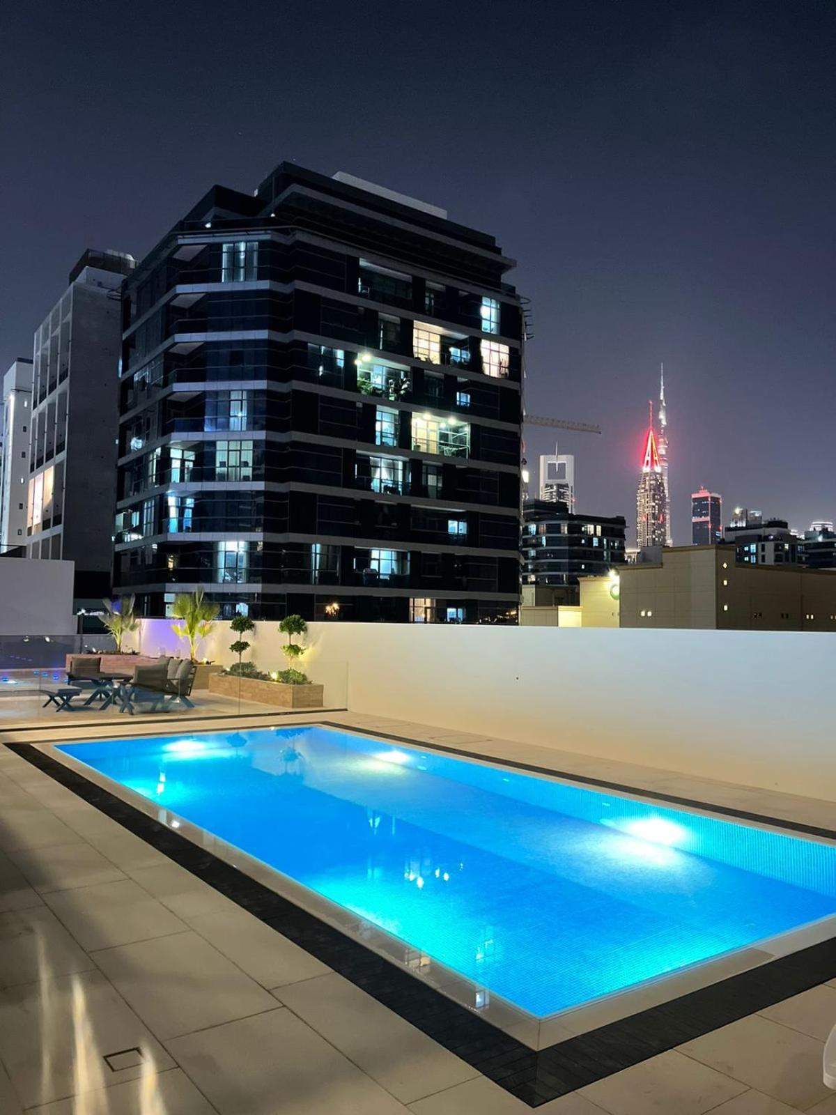 Apartamento 03 Diamond Jumeirah Garden 1 2br Dubái