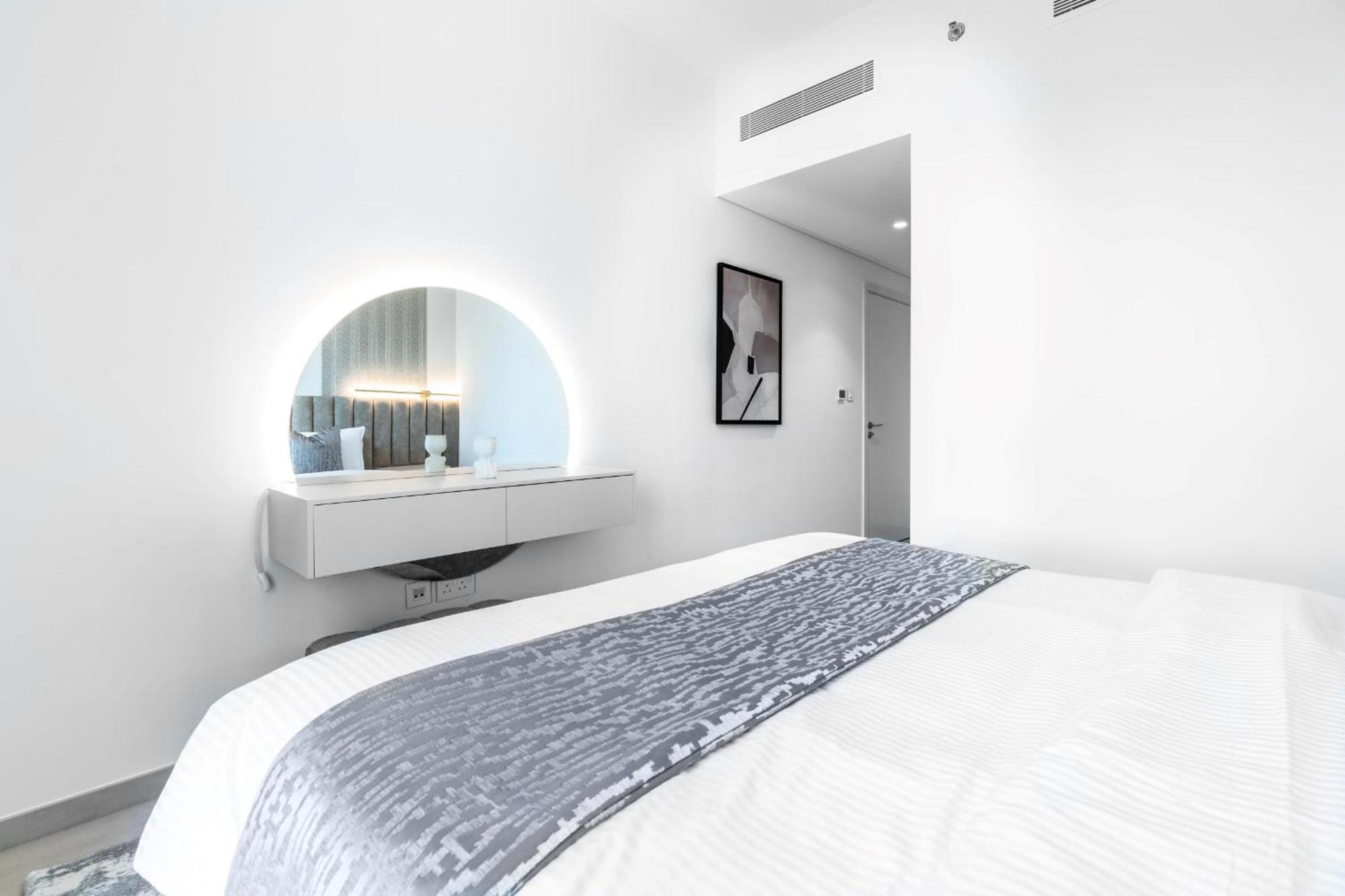 Burj Khalifa View - 2br - Access To Mall - Cityapartmentstay Dubaï