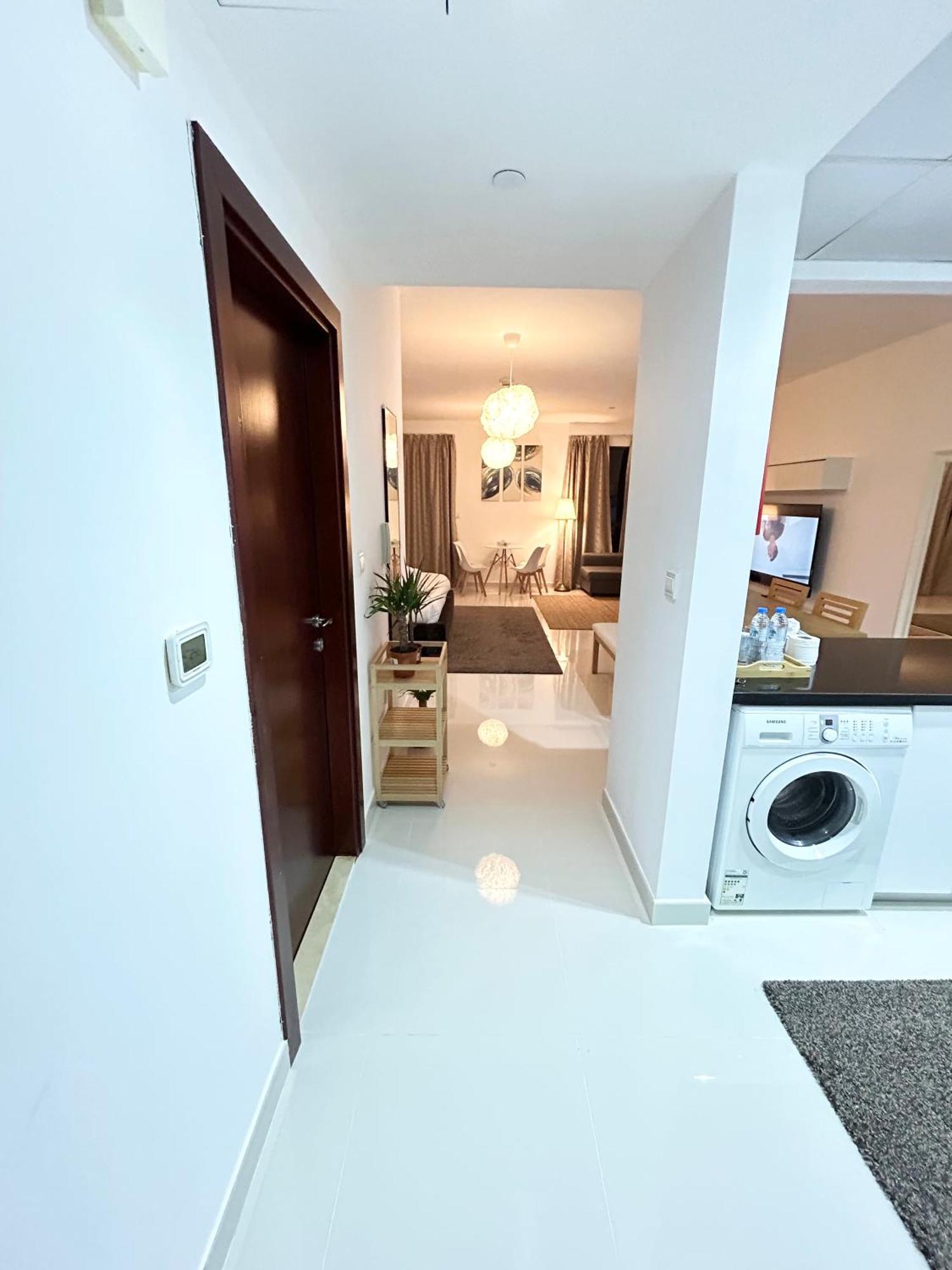 Appartamento Seaside Spacious With Vibrant Vibes In Jbr By Sweet Homes