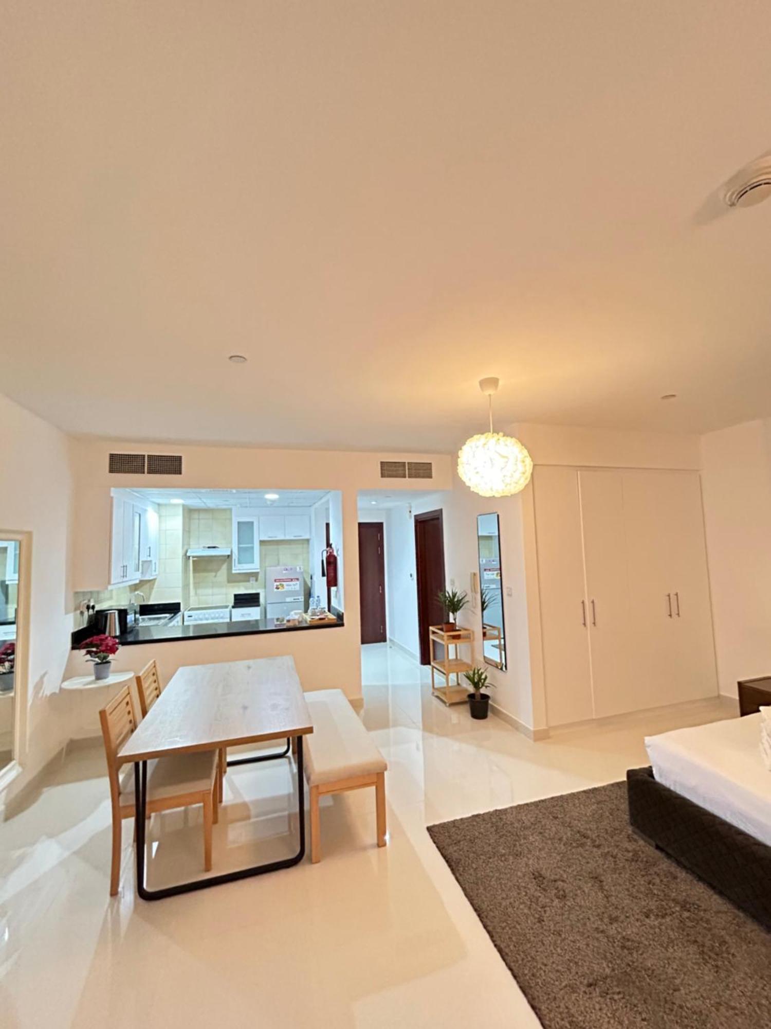 Seaside Spacious With Vibrant Vibes In Jbr By Sweet Homes * Dubai