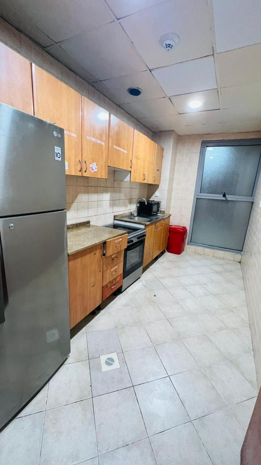 Deluxe Couple Partition In Tecom Near Metro *