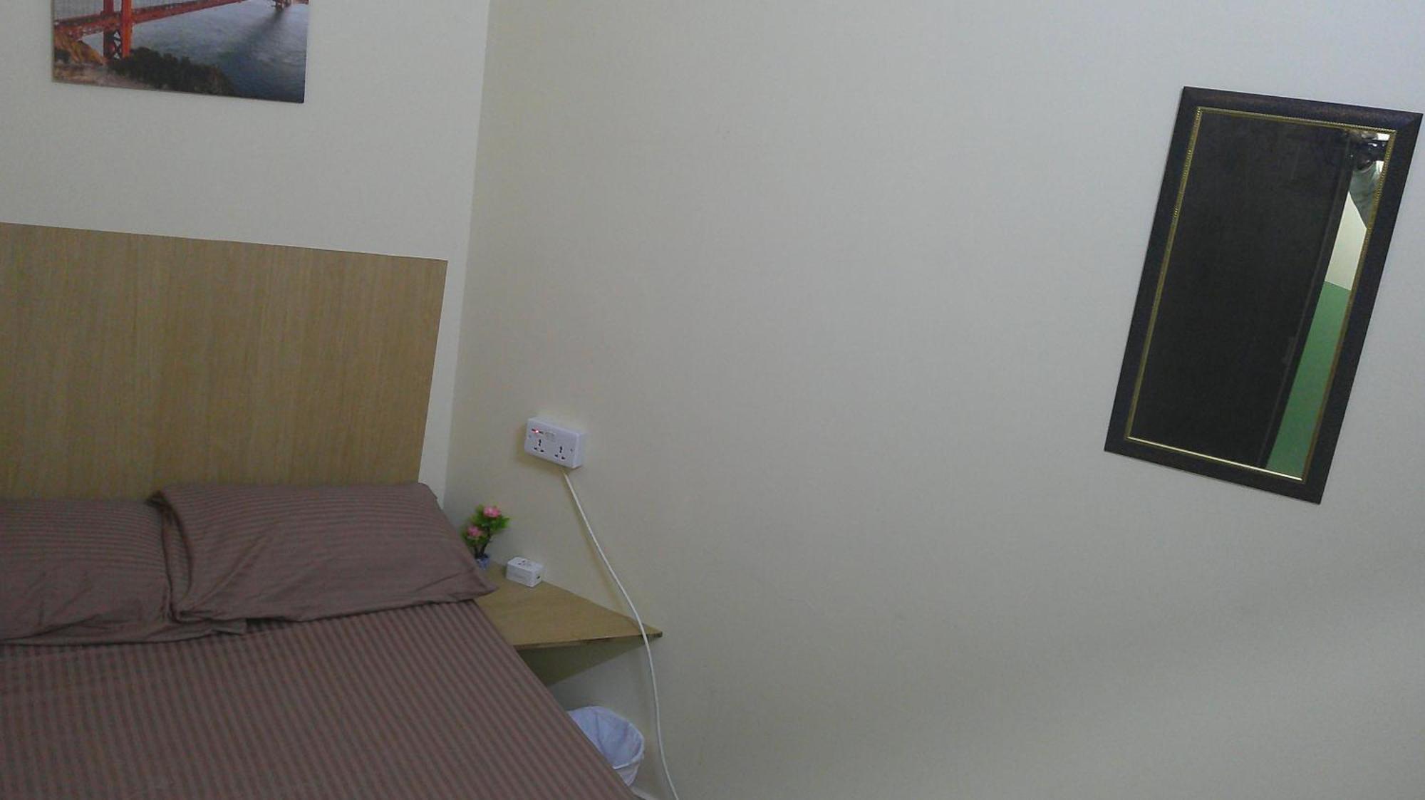 Gasthof Ruby Star Budget With Shared Washroom Access 321