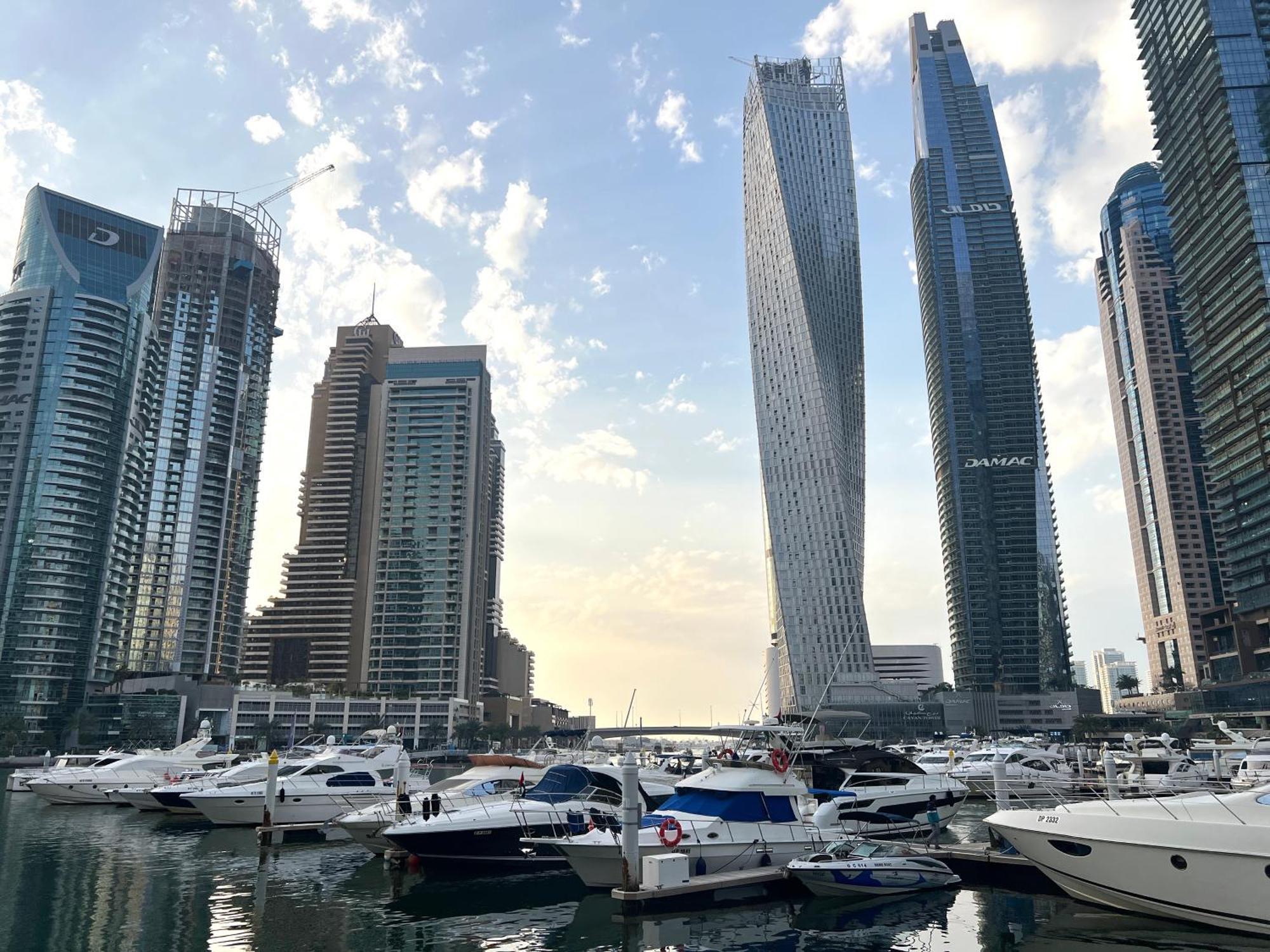 1 Bedroom Flat, Luxury Amenities, Near Jbr & Club With Free Parking In Jbr * Dubái