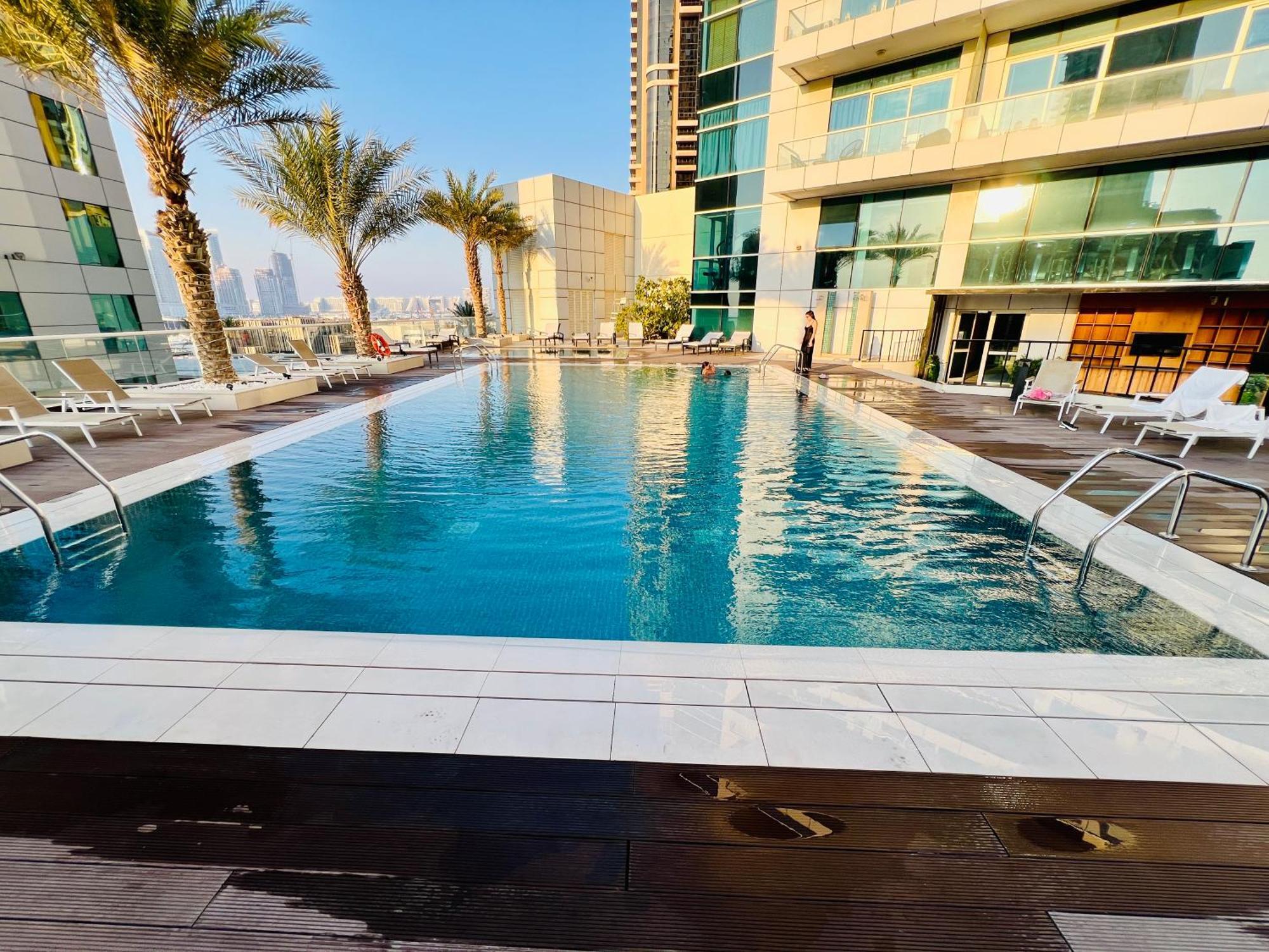 1 Bedroom Flat, Luxury Amenities, Near Jbr & Club With Free Parking In Jbr Apartamento *