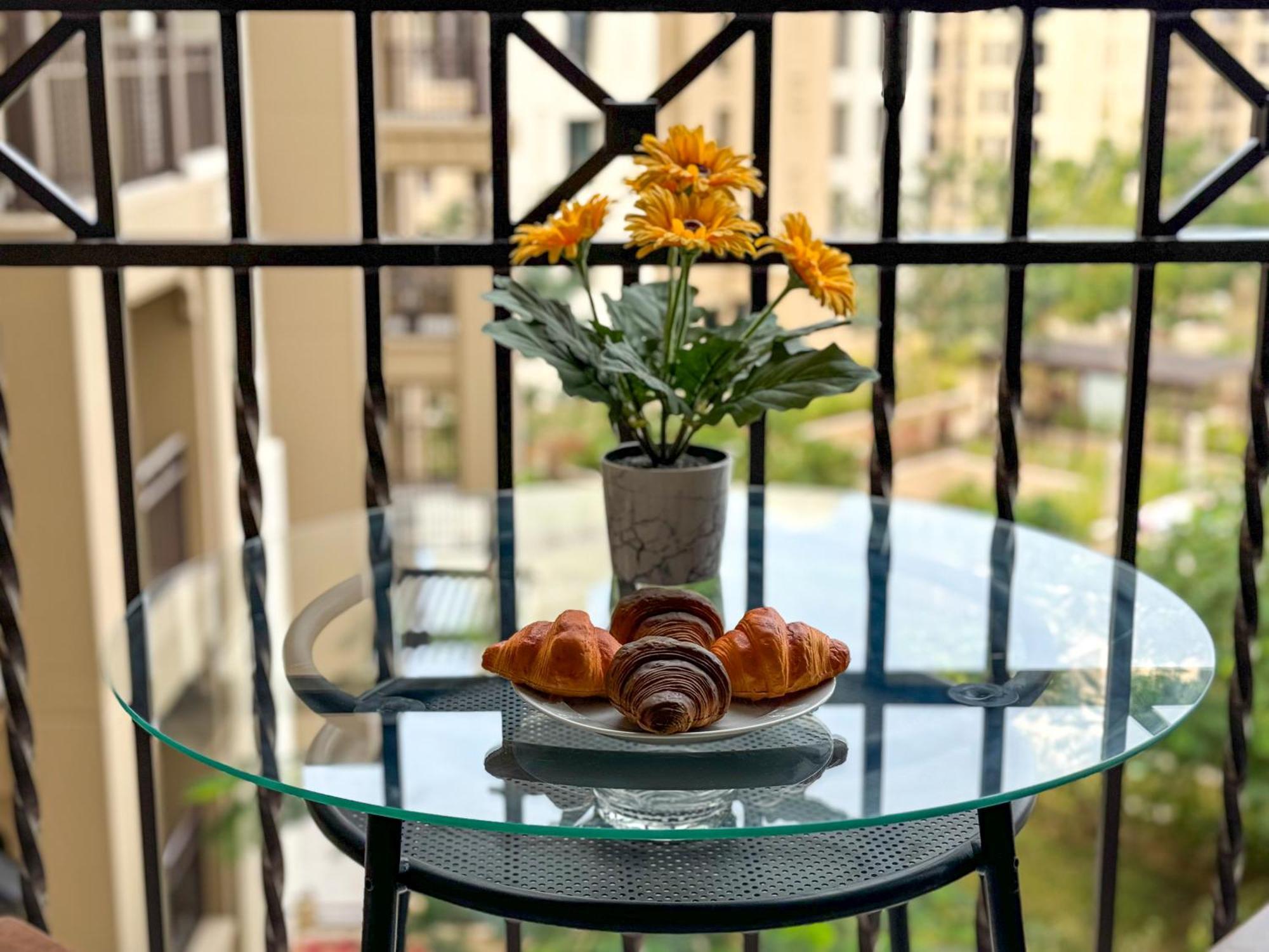 Trophy Jumeriah Pearl Retreat With Great Pool & Gym In Madinat Jumeriah Living Appartement