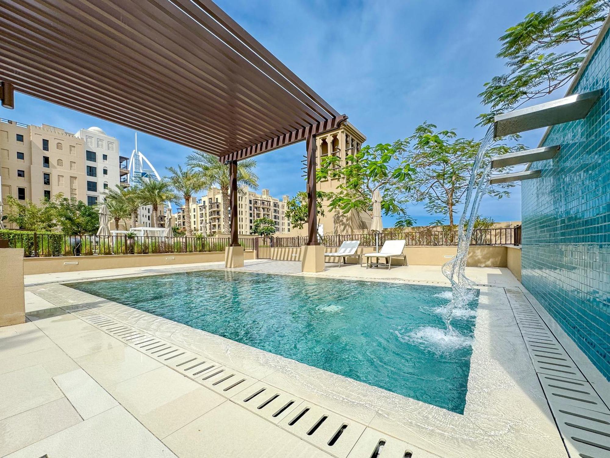 Appartement Trophy Jumeriah Pearl Retreat With Great Pool & Gym In Madinat Jumeriah Living