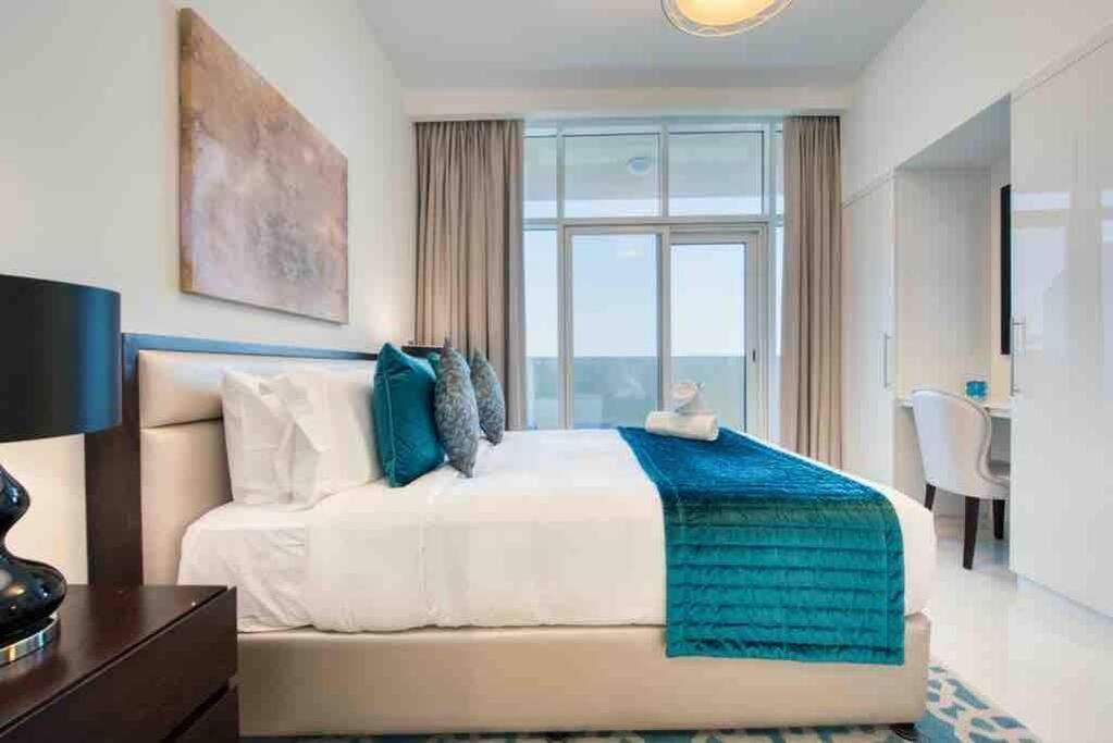 Spacious 1 Bed With Pool & View Appartement Dubaï