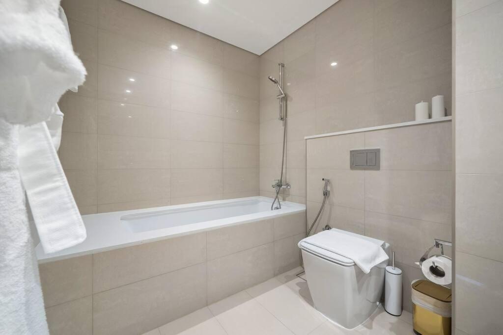 **panoramic Views Of Burj Khalifa And Fountain** Appartement Dubai