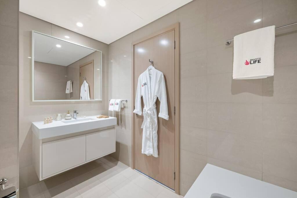 Appartement **panoramic Views Of Burj Khalifa And Fountain** *