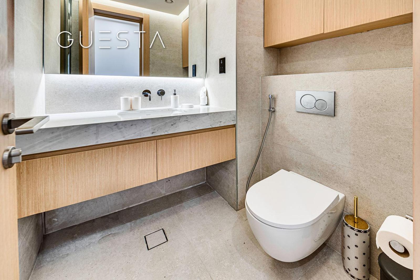 Royal Amwaj Apartments, Palm Jumeirah, Free And Pool Access * Dubaï