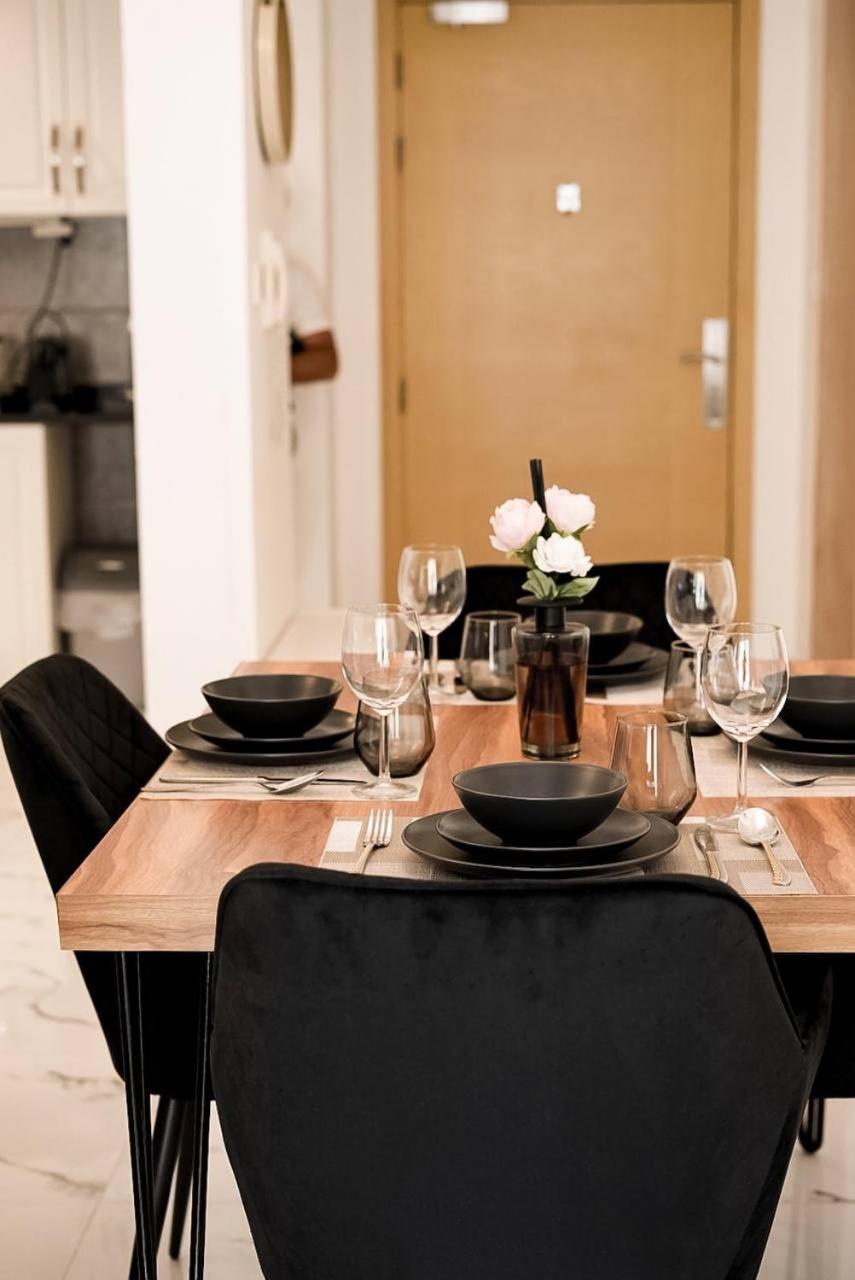 Dubaistay Luxury 2 Bedroom Jvc King And Queensize * Dubái
