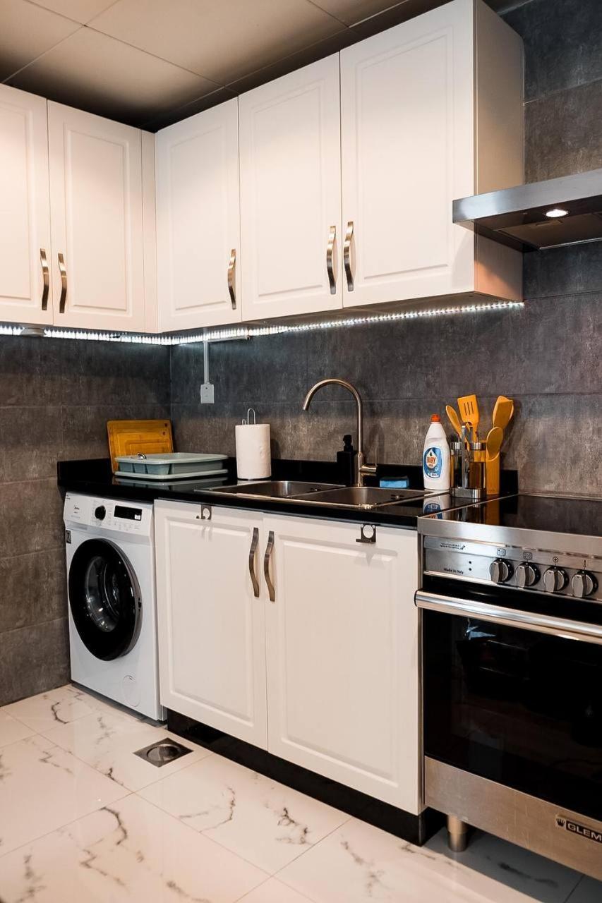 Dubaistay Luxury 2 Bedroom Jvc King And Queensize * Dubái