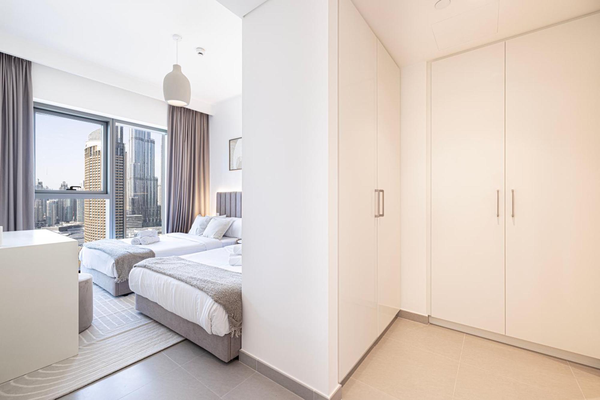 Burj Khalifa View, High Floor, Mall Access, Gym, Infinity-pool, Playground, Bbq, Family Friendly Apartamento *