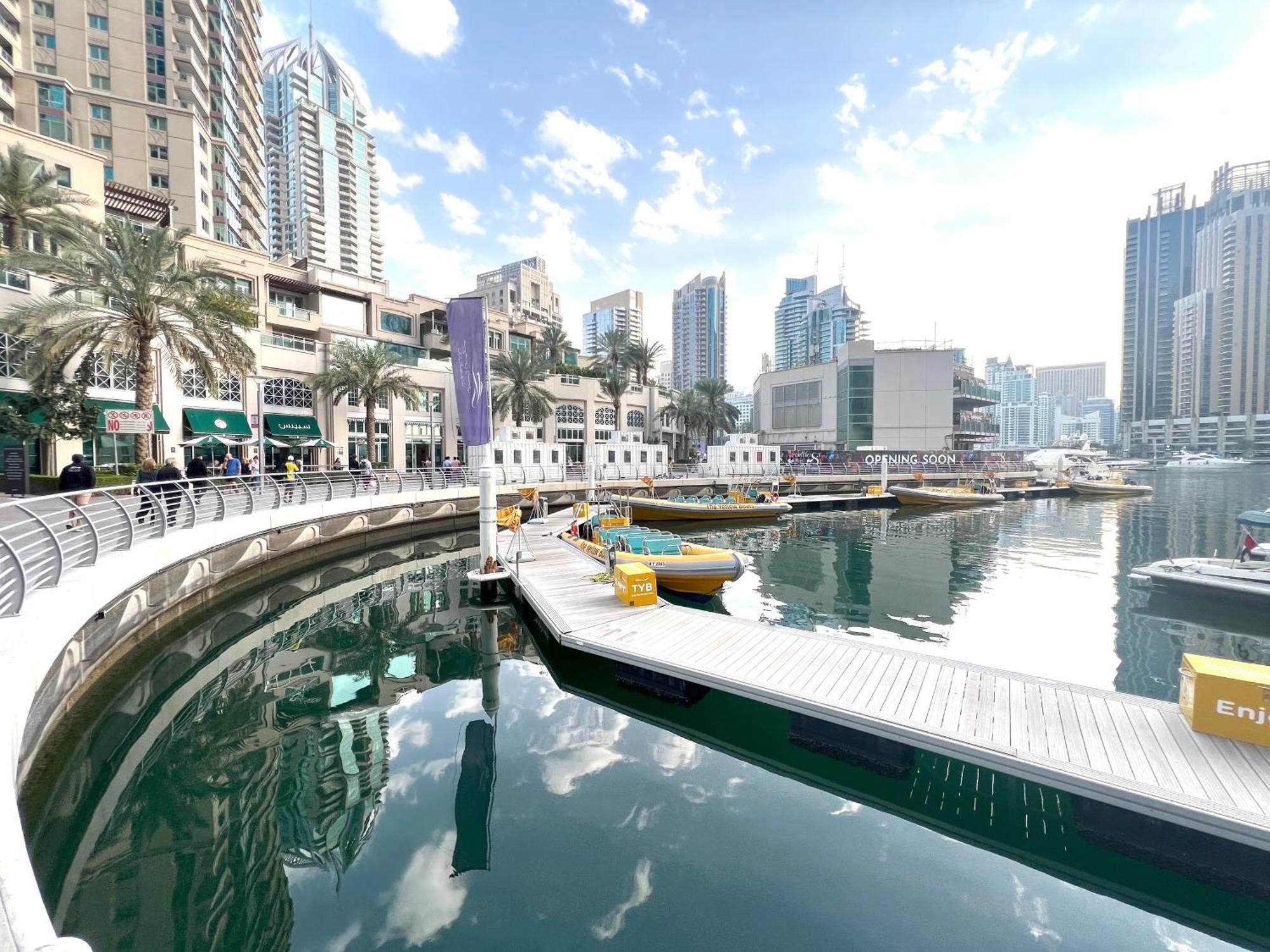 Stunning Views 1 Bedroom Flat, Near & Tram With Free Parking In Marina * Dubaï