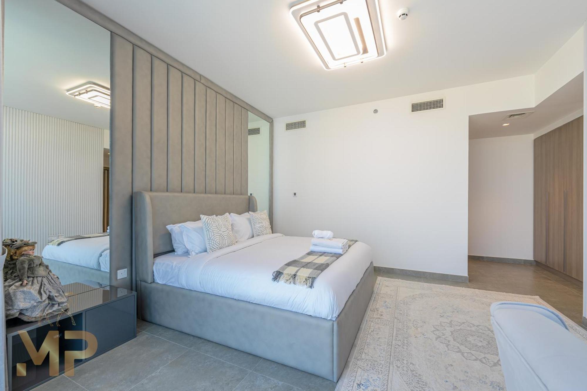 Marco Polo - Surreal Sea, Marina & Eye View On High Floor Lejlighed *