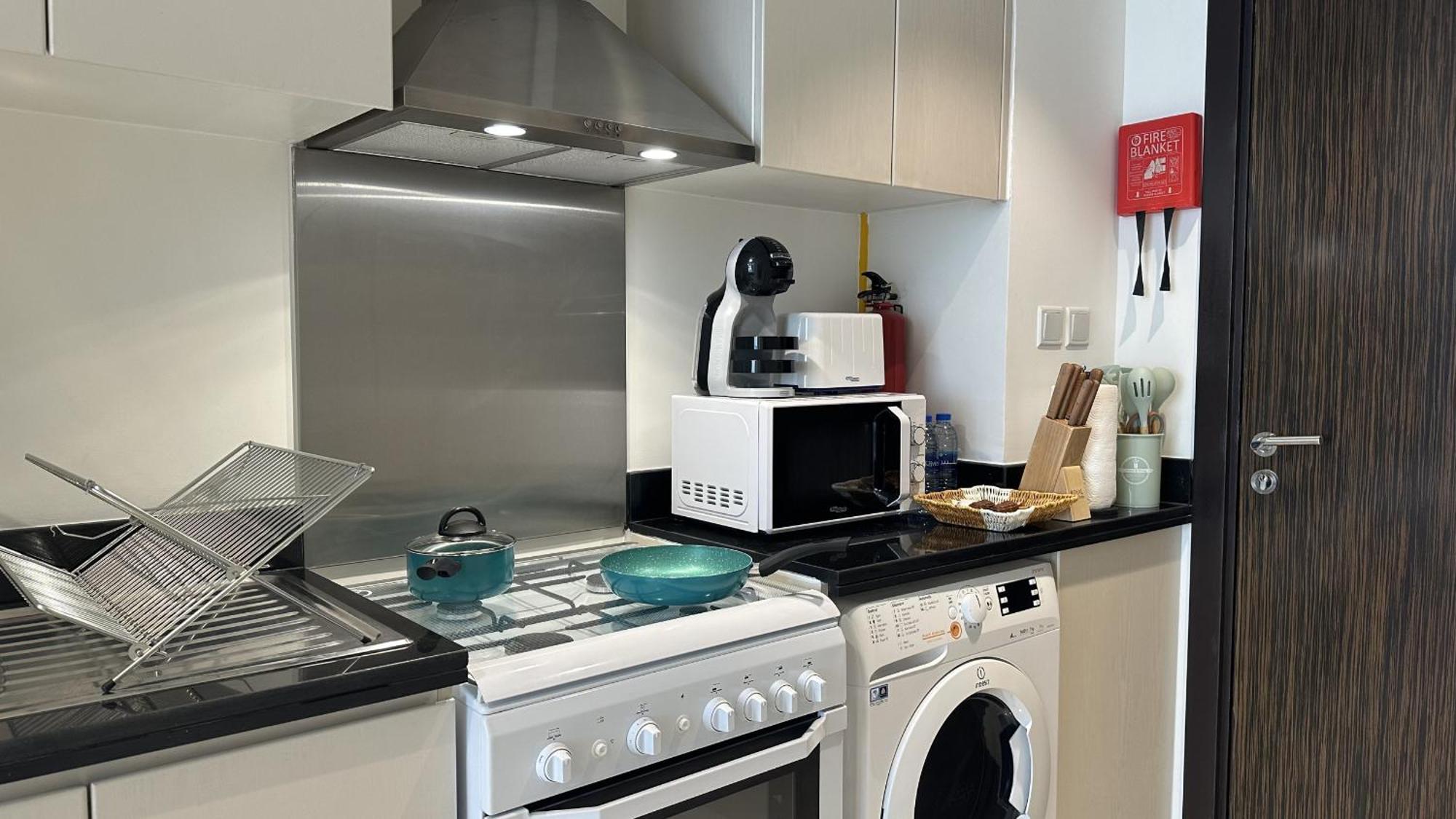 Easygo - Carson Tower C Damac Hills