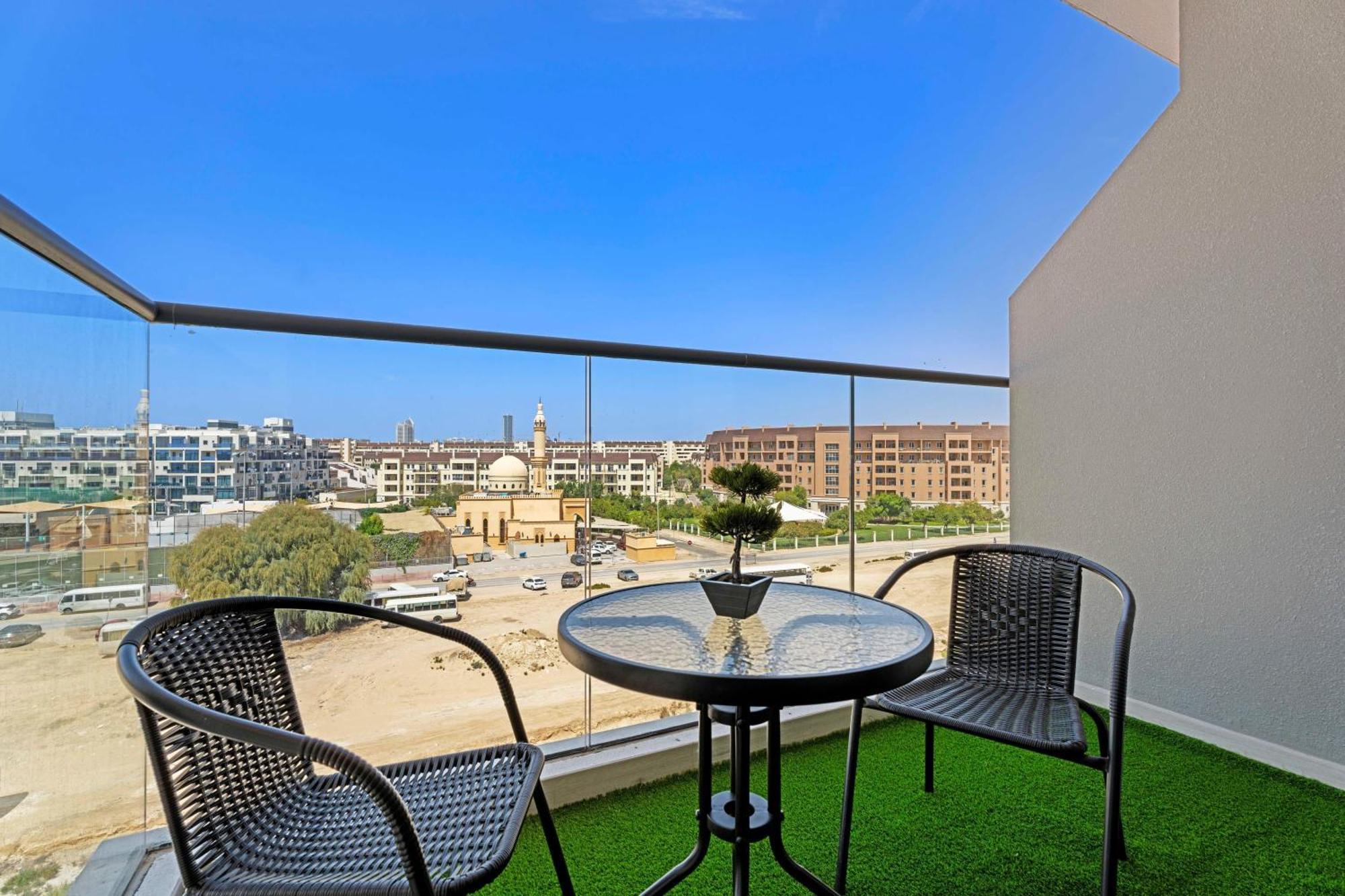 Modern In With Pool Gym And Paddl Appartement Dubaï