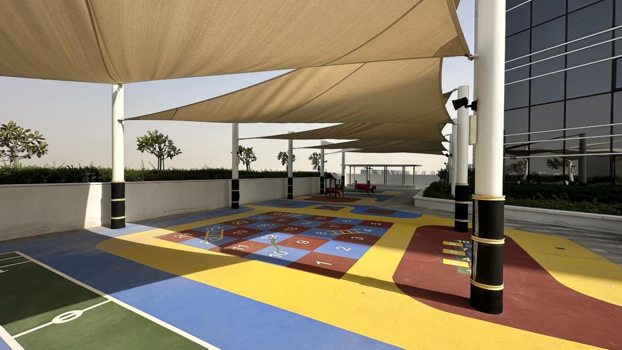 Easygo - Carson Tower C Damac Hills Apartment