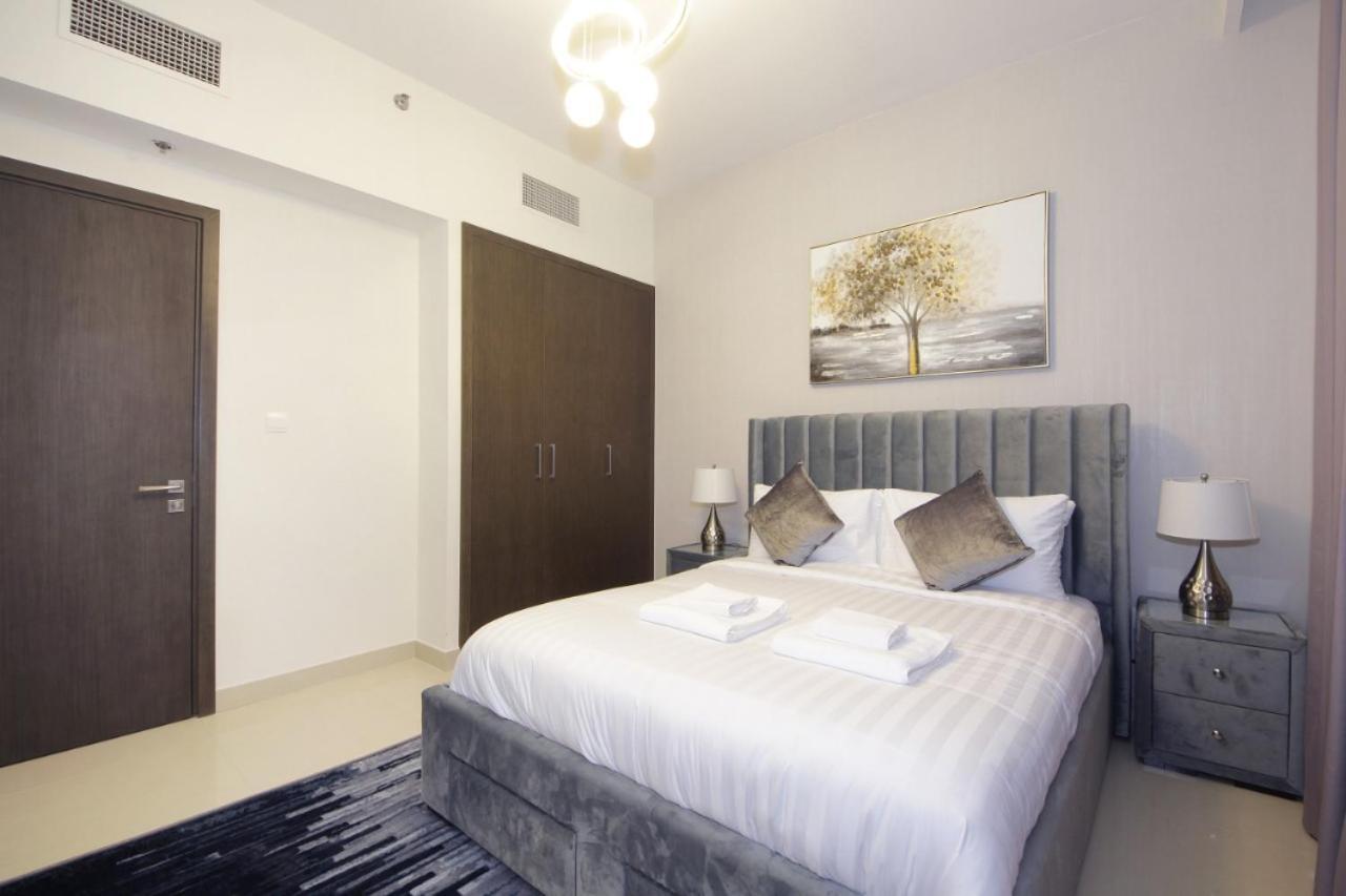 Apartamento Elegant Waterfront 1bhk In Creek Harbour Dubái