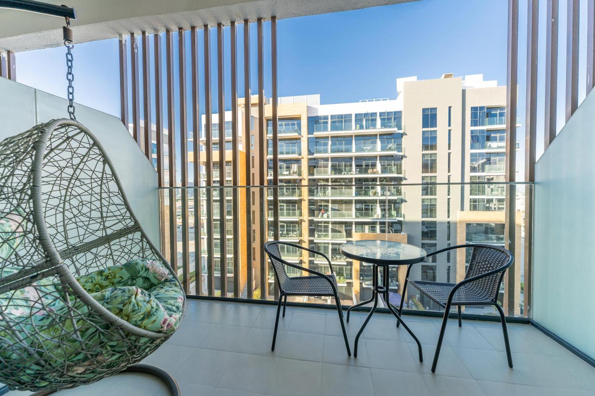 Appartement Azizi Riviera, *