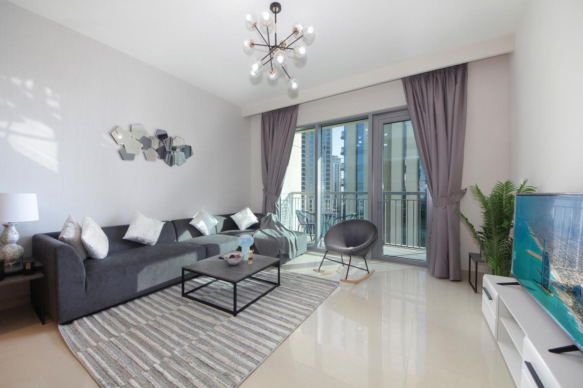 Elegant Waterfront 1bhk In Creek Harbour * Dubái