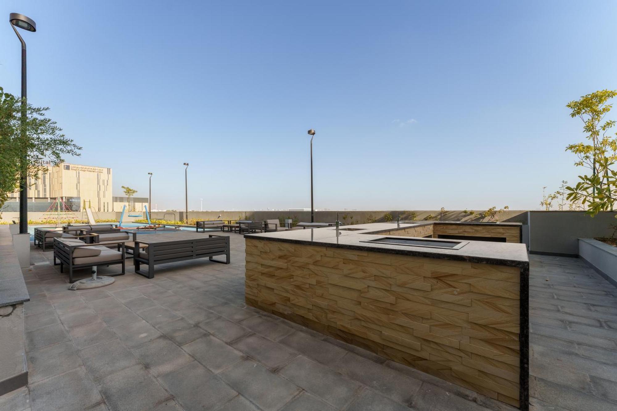 Your Modern Sophisticated In Hills Appartement